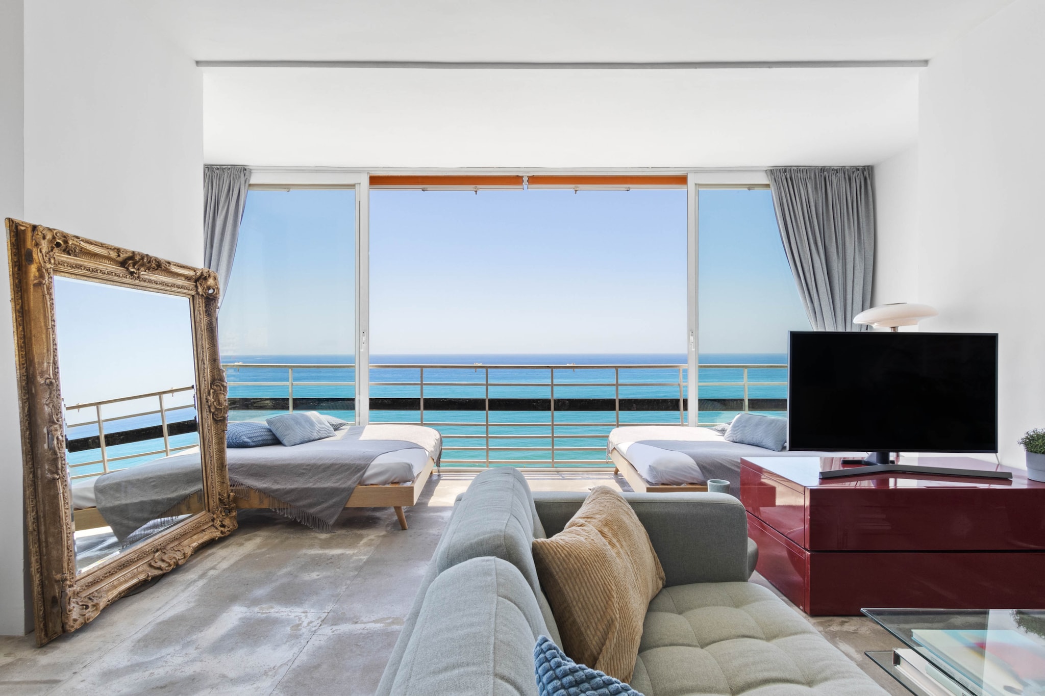 1010 Torre-Living room