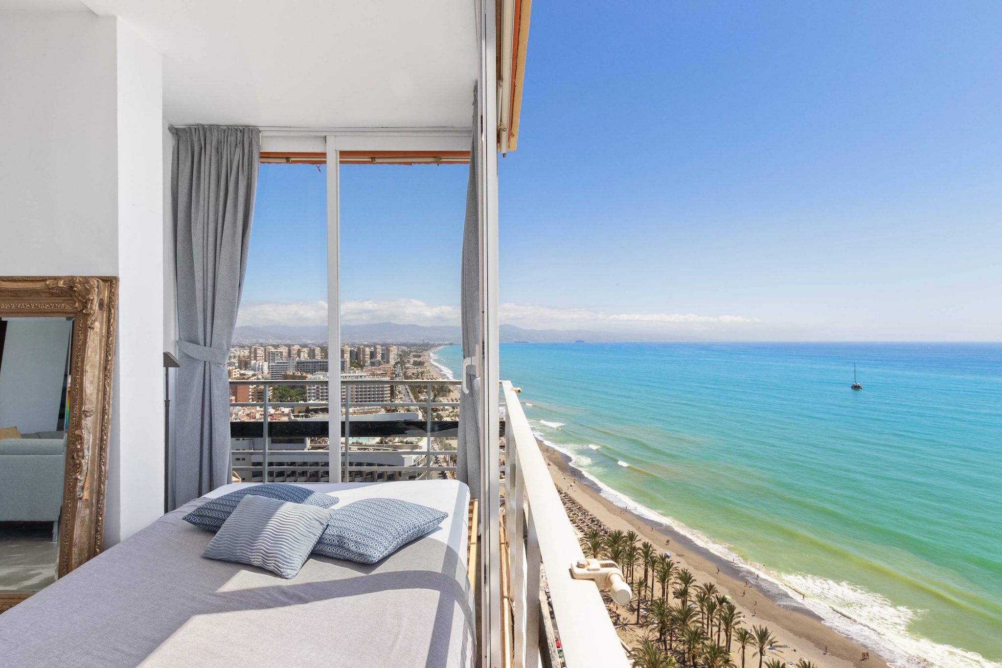 1010 Torre-View summer