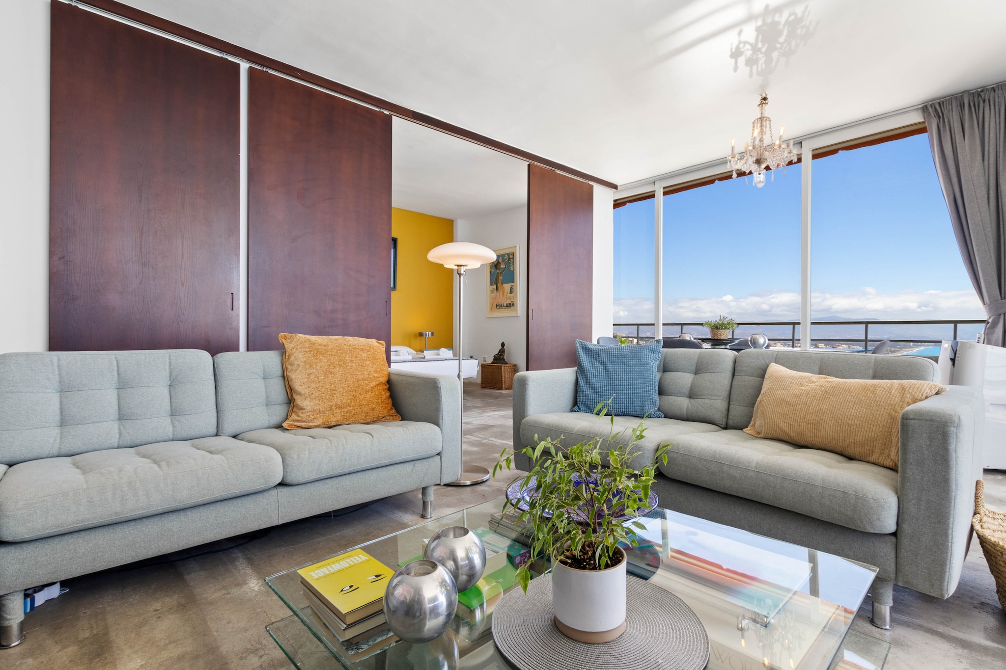 1010 Torre-Living room
