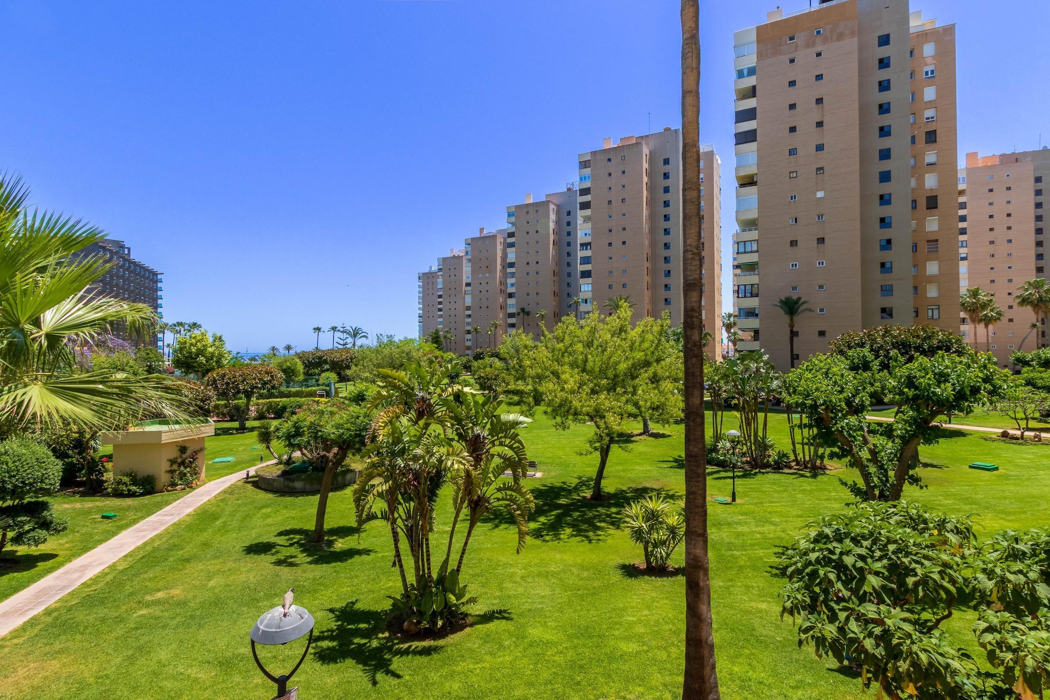 Torre Mar - Playamar-Gärten Sommer