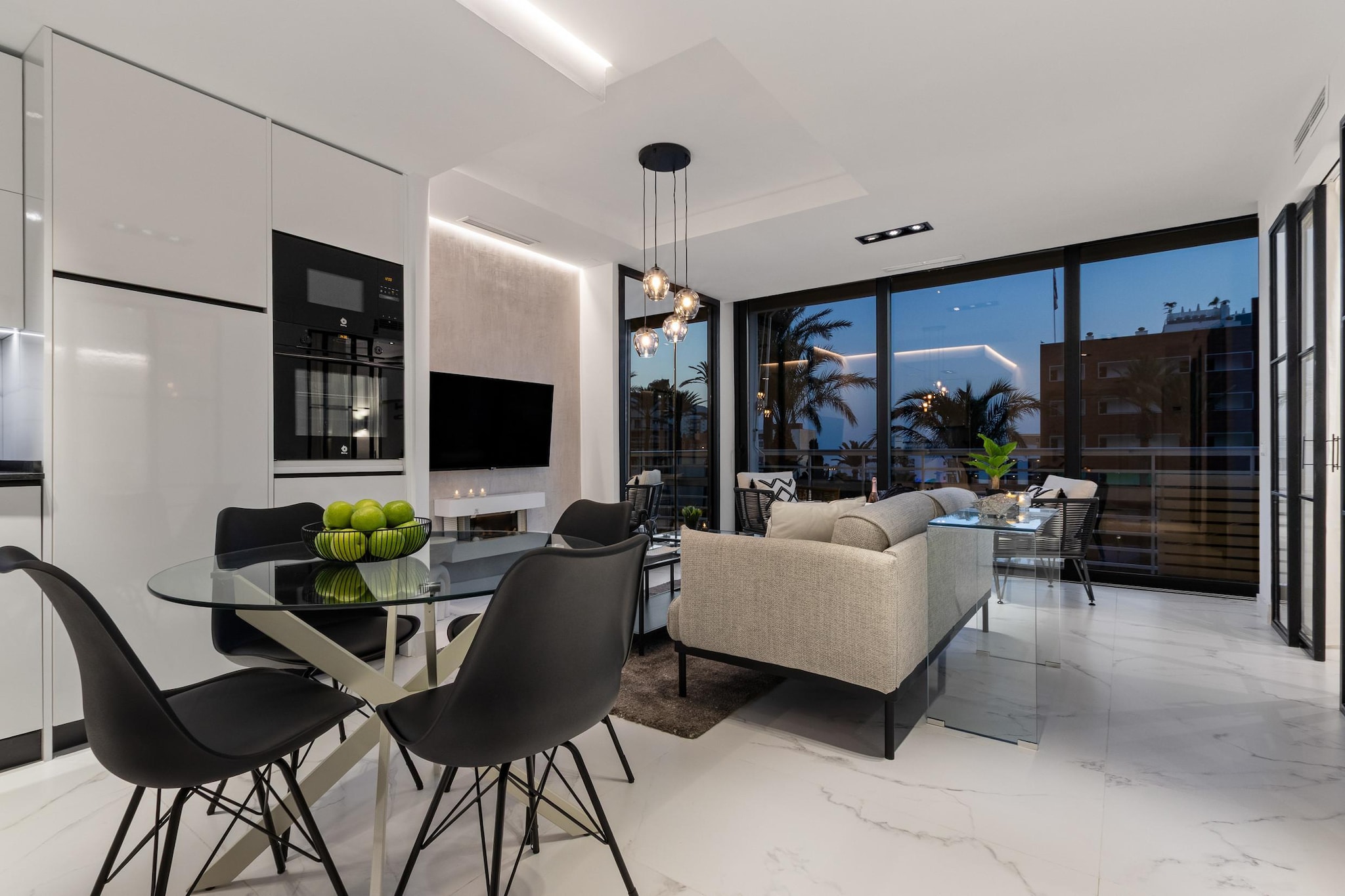203 Torre-Living room