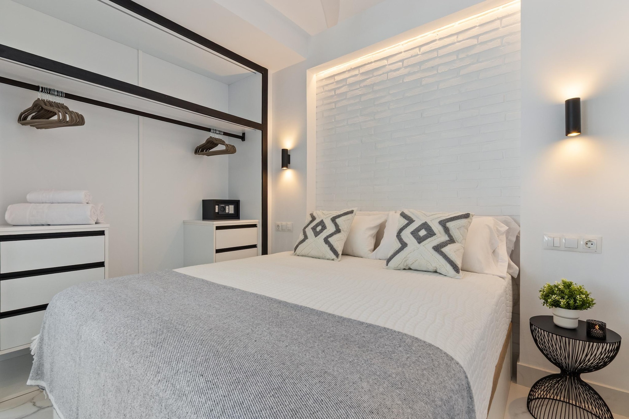 203 Torre-Bedroom