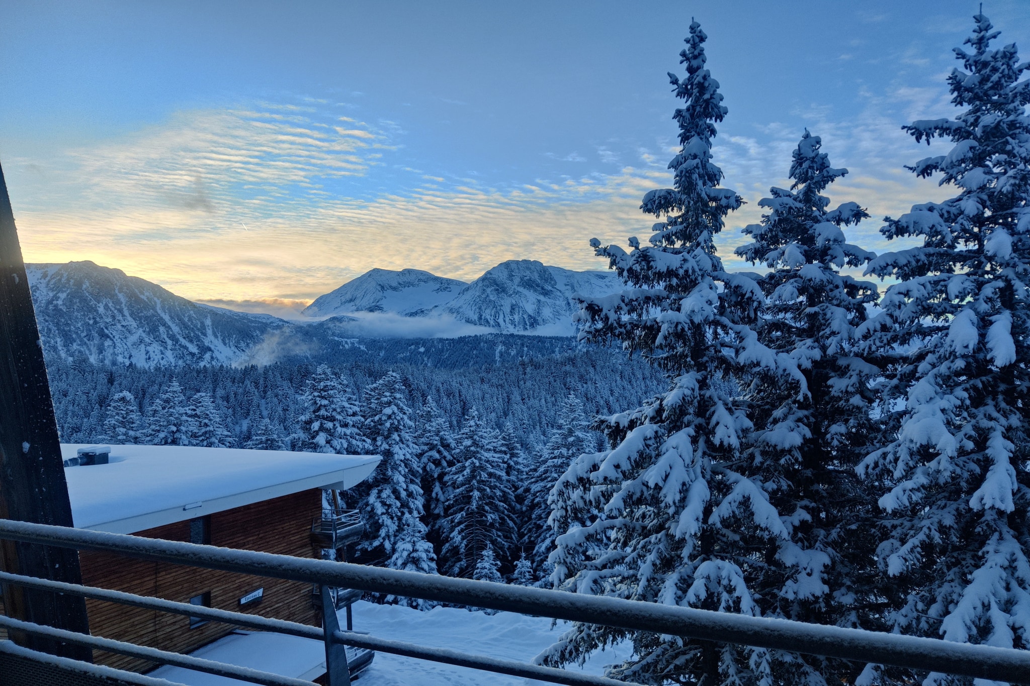 Living room(double sofa bed, bunk bed, TV, dining table, seating area), Kitchen(electric kettle, toaster, coffee machine, microwave, fridge-freezer, dishes and cutlery), bedroom(double bed), bathroom(shower, washbasin, toilet, hairdryer), Internet access, Garden Furniture , washing machine, balcony, parking, heating