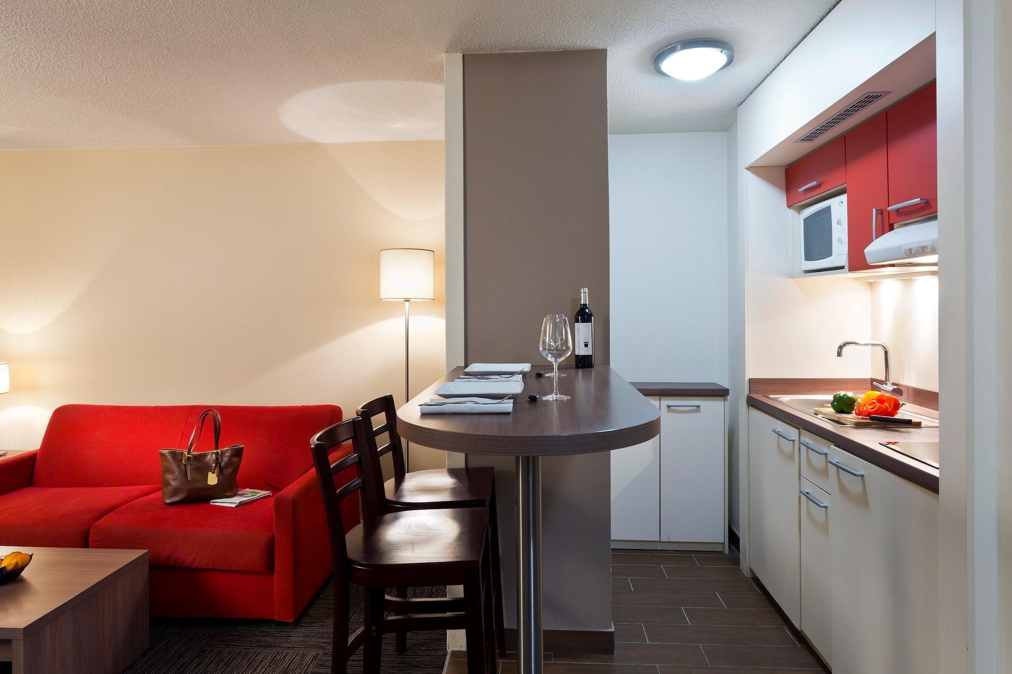 1-Bedroom Apartment park/pool view - LA RESERVE-Keuken