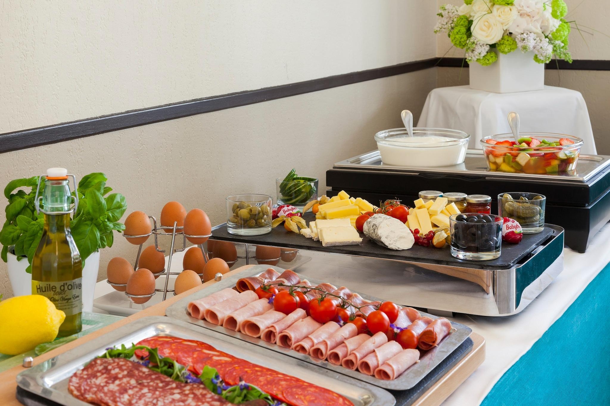 NEHÔ SUITES CANNES CROISETTE - Junior suite with terrace and pool view-Ausstattung