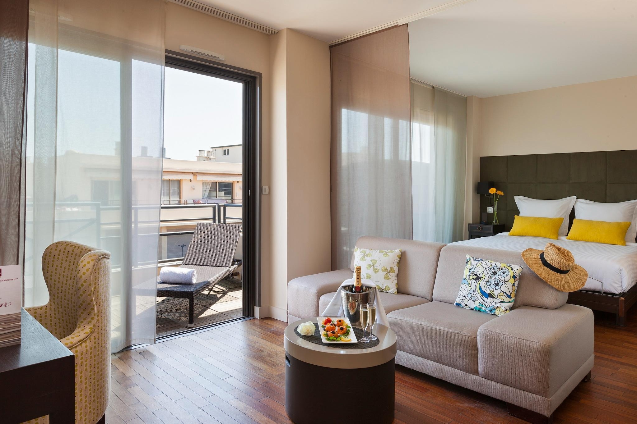 NEHÔ SUITES CANNES CROISETTE - Honeymoon suite with terrace
