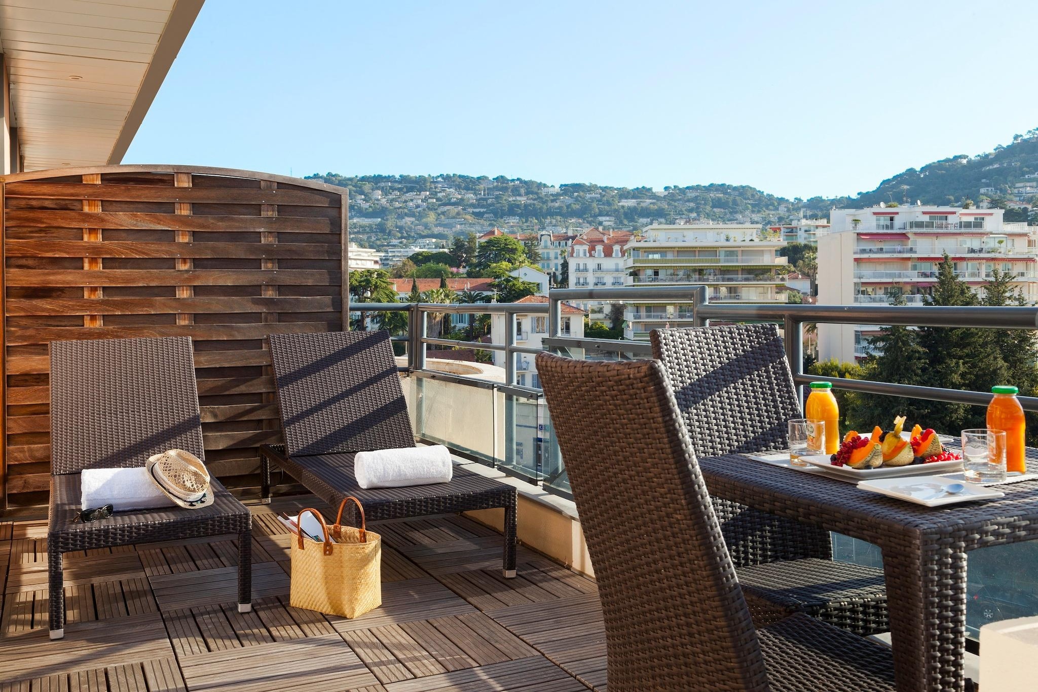 NEHÔ SUITES CANNES CROISETTE - Honeymoon suite with terrace-Terrasse/Balkon