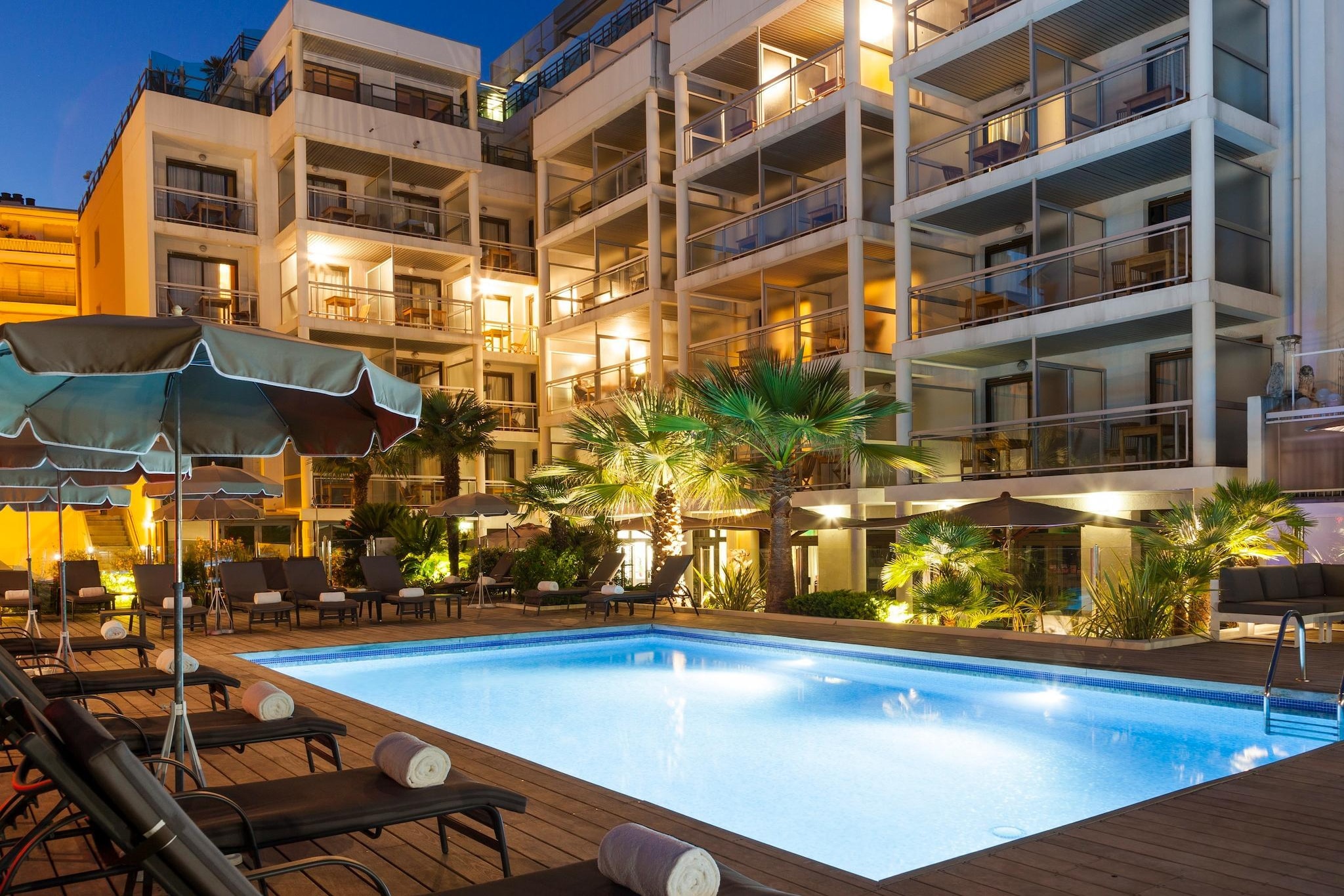NEHÔ SUITES CANNES CROISETTE - Executive suite with terrace