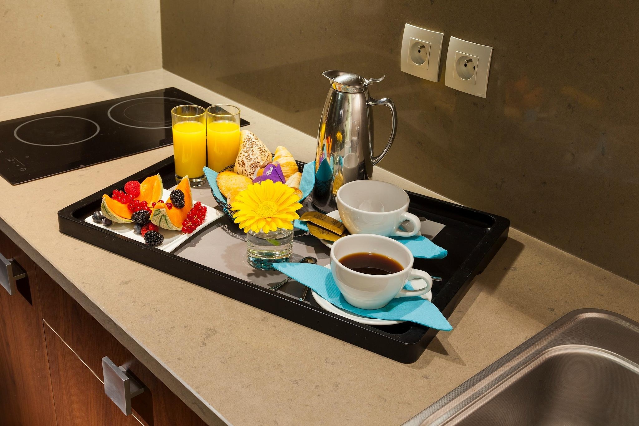 NEHÔ SUITES CANNES CROISETTE - Executive suite with terrace-Ambiente