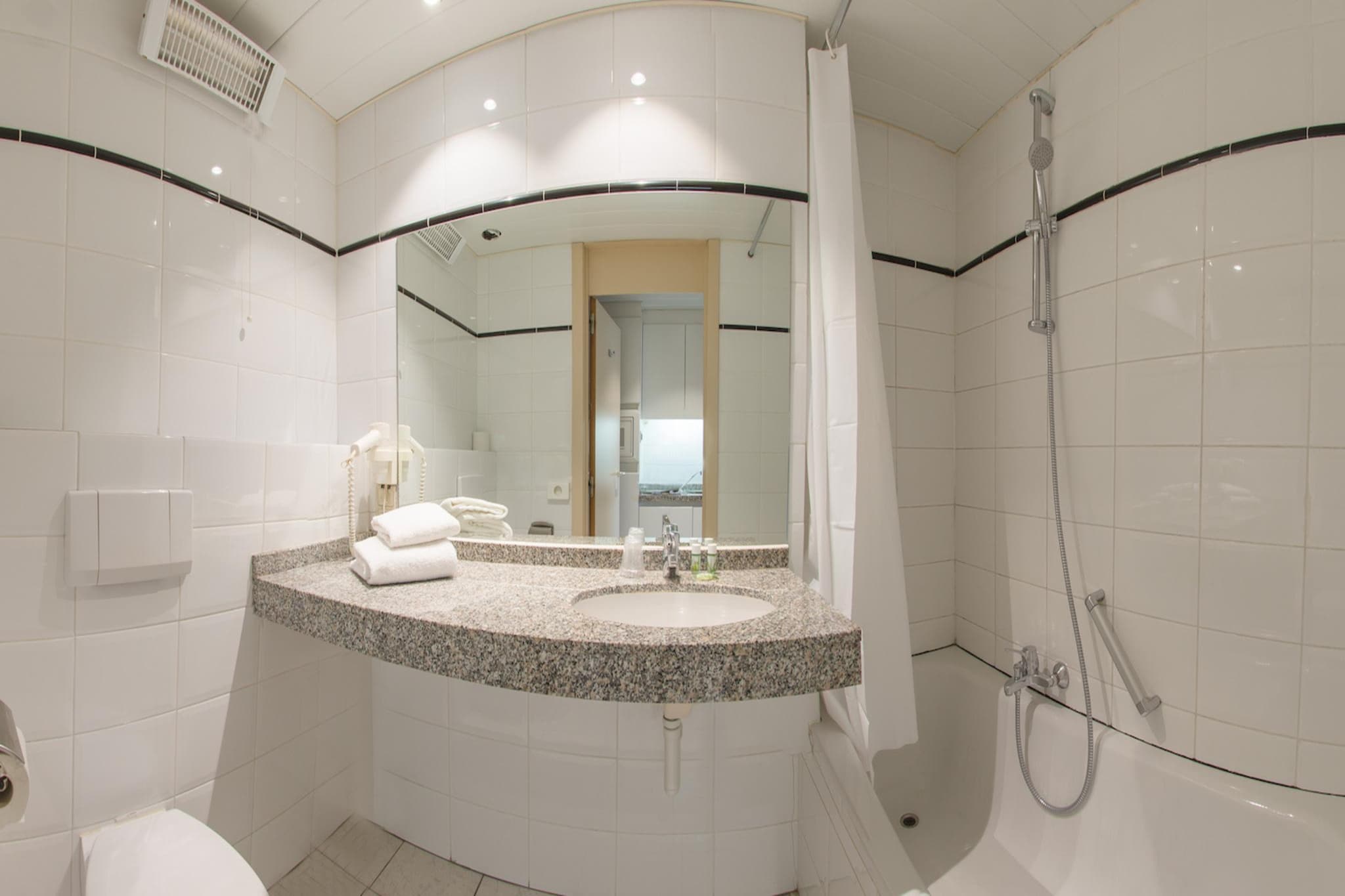ARASS HOTEL & BUSINESS FLATS - Standard room-Badezimmer