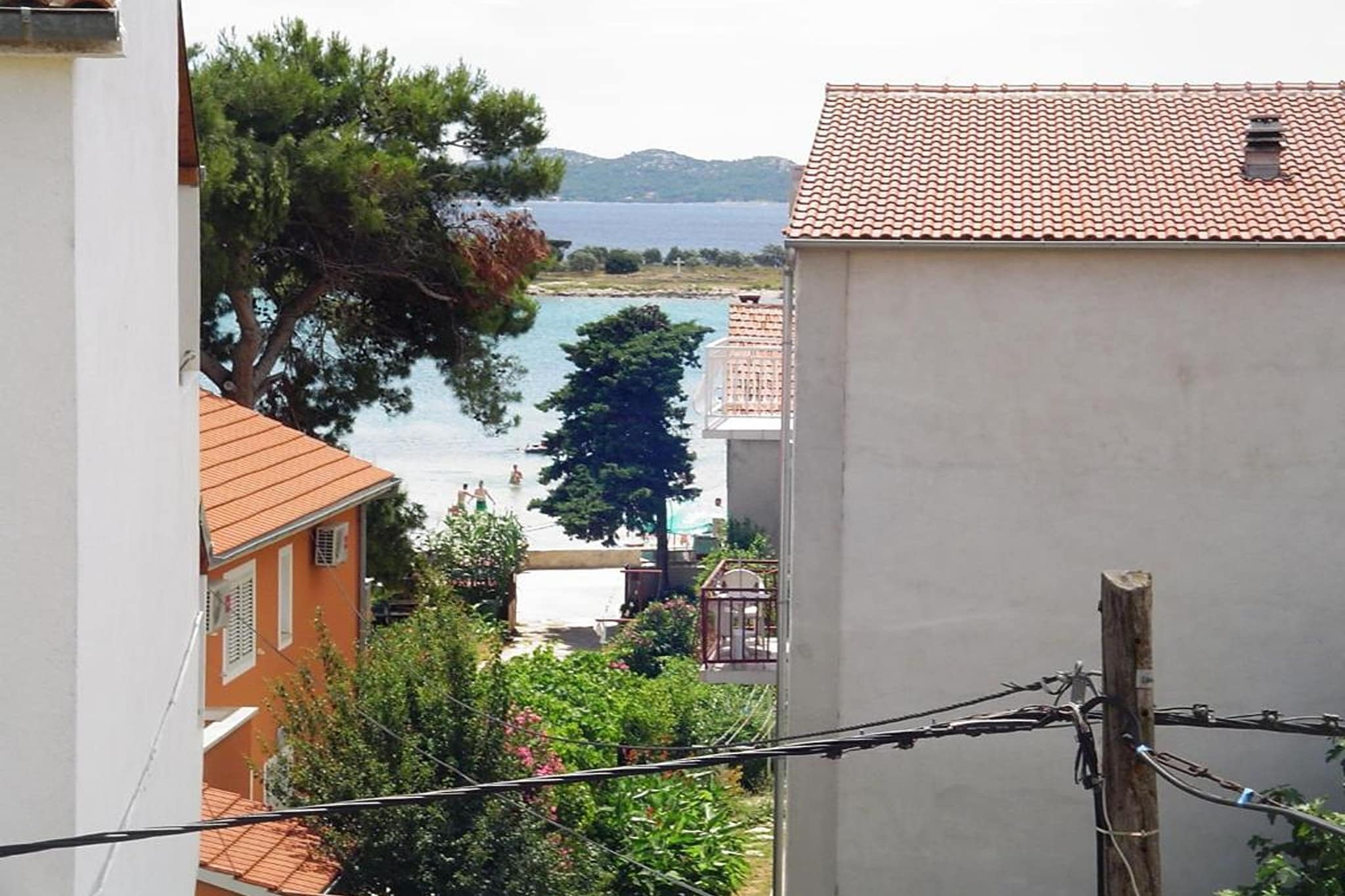 Apartments A&N Pakoštane - One Bedroom Apartment with Sea View and Balcony (A1)-Buitenlucht
