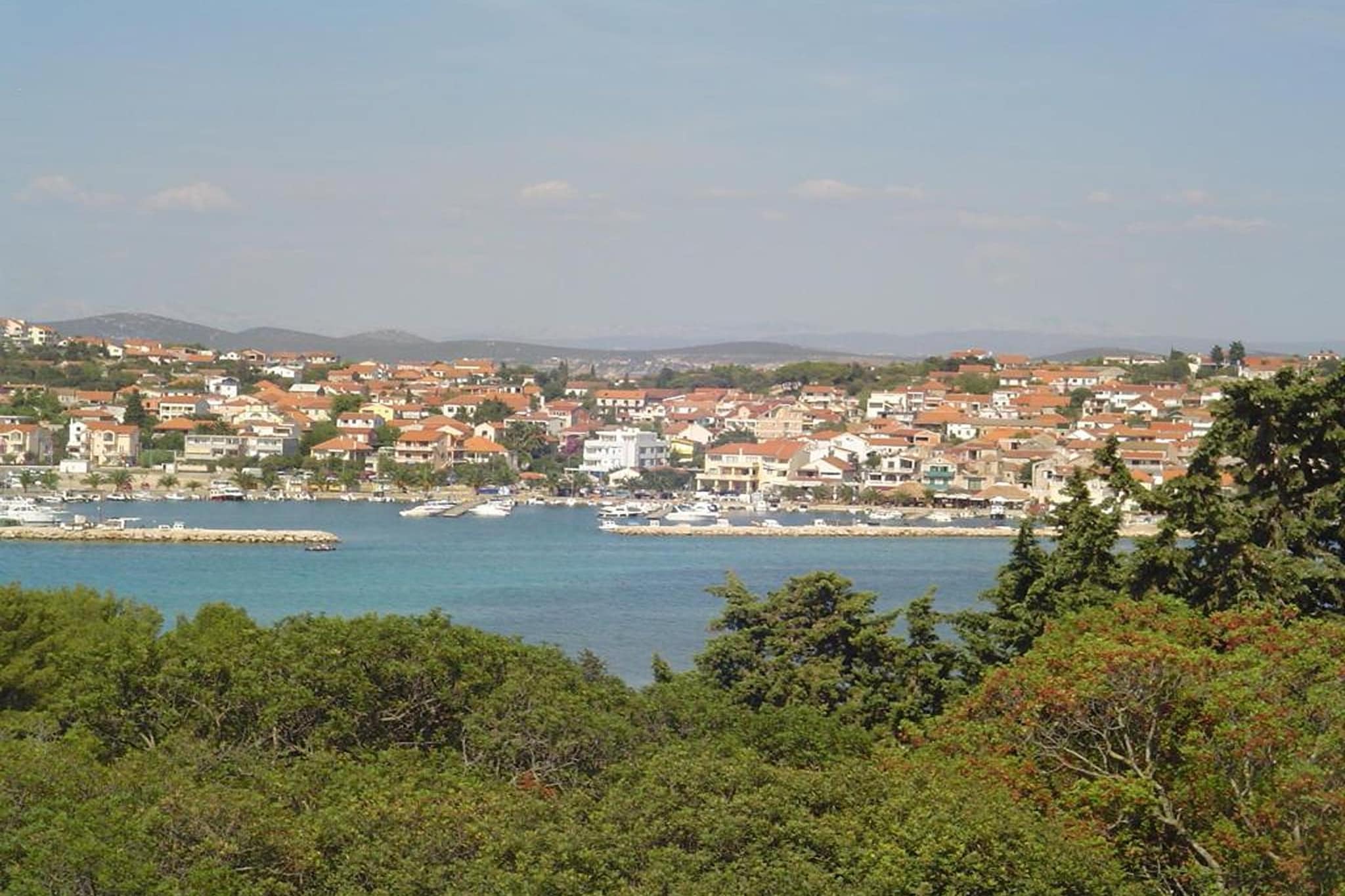 Apartments A&N Pakoštane - One Bedroom Apartment with Sea View and Balcony (A1)-Buitenlucht