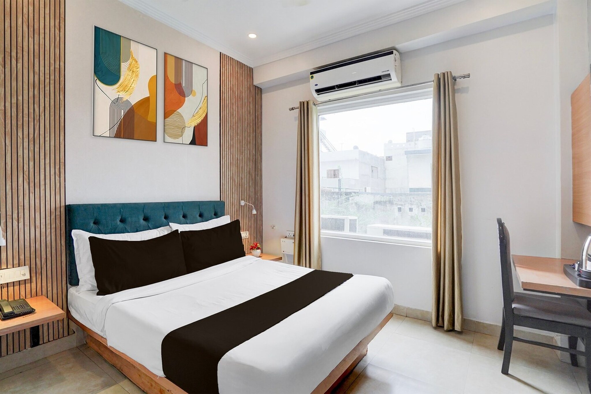 Comfortable Accommodations: Hotel O IIT Varanasi Formerly Shree Gopal Upwan in Varanasi offers family rooms with air-conditioning, private bathrooms, work desks, and seating areas. Each room includes free toiletries, a bath or shower, TV, tiled floors, and a wardrobe. Essential Facilities: Guests enjoy free WiFi, a 24-hour front desk, housekeeping service, room service, and luggage storage. The hotel provides a welcoming environment with English and Hindi spoken at reception. Prime Location: Located 34 km from Lal Bahadur Shastri International Airport, the hotel is 2.2 km from Banaras Hindu University, 4.4 km from Sri Sankata Mochan Hanuman Temple, and 5 km from Assi Ghat. Nearby attractions include Harishchandra Ghat and Kashi Vishwanath Temple.
Unmarried couples are warmly welcome at this property.
Guests with local ID proof are warmly welcome.
Early Check-In Policy: A full day’s room rate will be charged for check-ins before 6:00 AM. Complimentary early check-in is available between 6:00 AM and 10:00 AM, subject to room availability.
Check-in is only available to guests aged 18 and above. Please provide a government-issued ID to confirm your age.