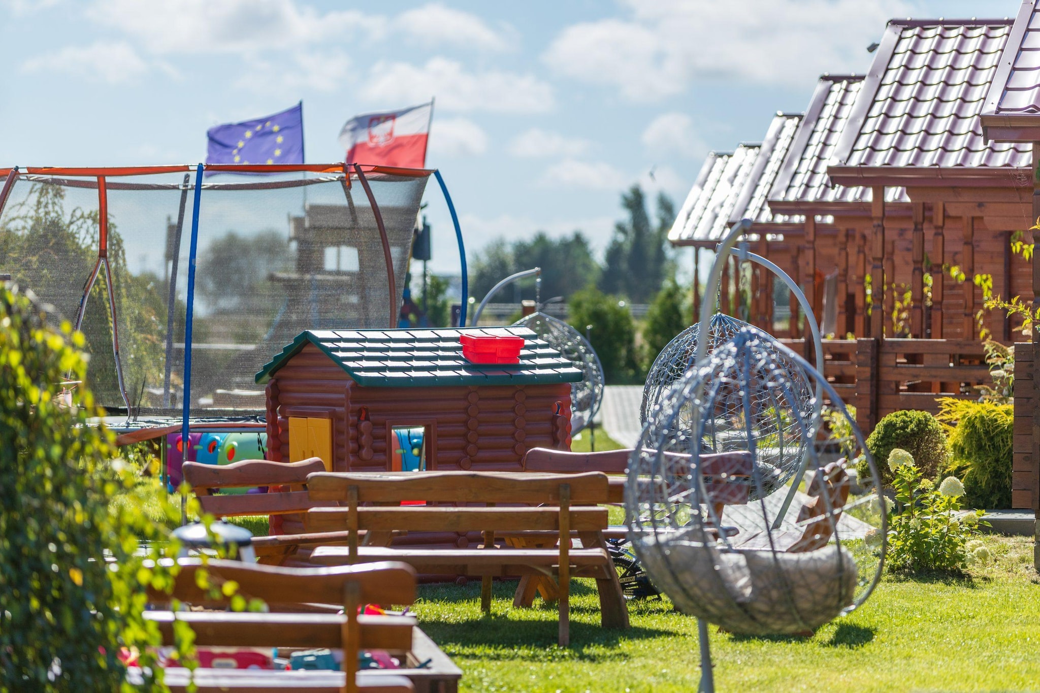 Parterowe domki wakacyjne dla 6 osób w Gąskach-Gardens summer
