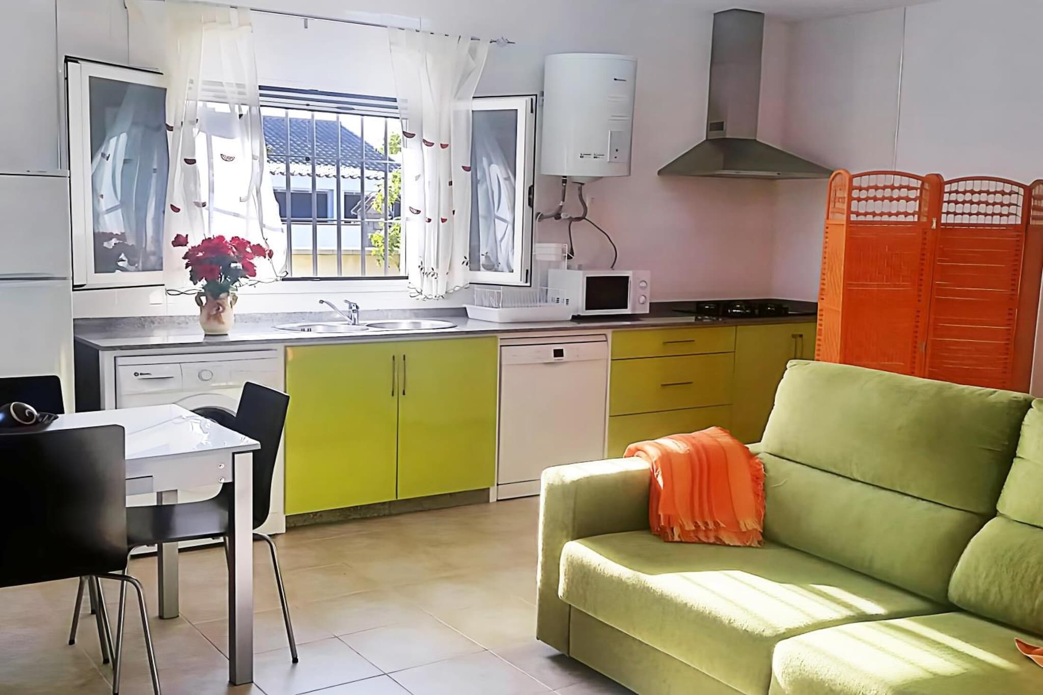 Charming Loft with Private Garden