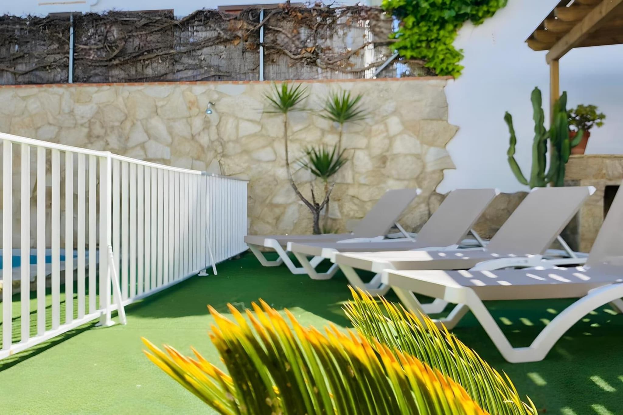 4682-+34618736920-Zwembad