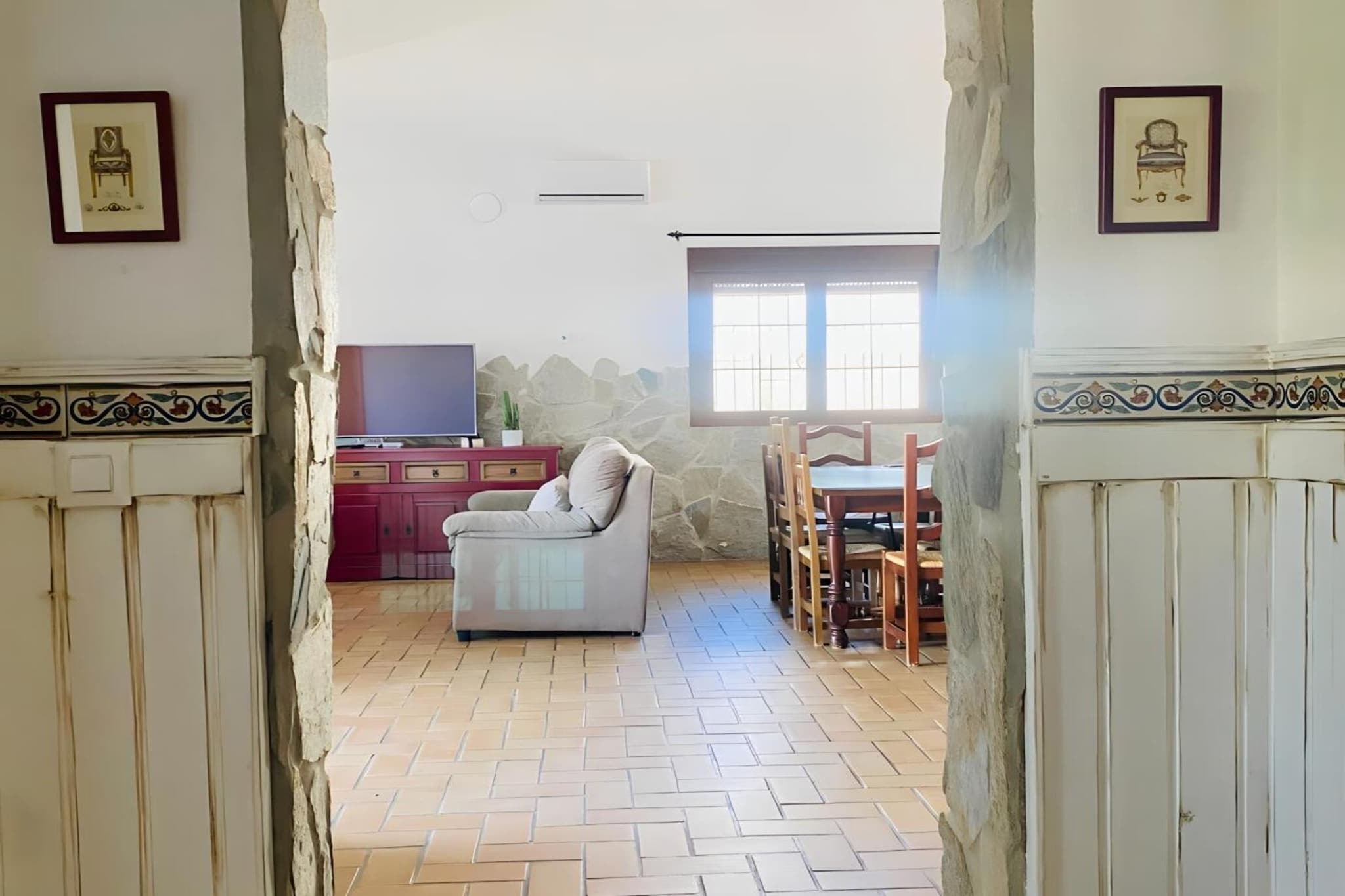 4682-+34618736920-Woonkamer