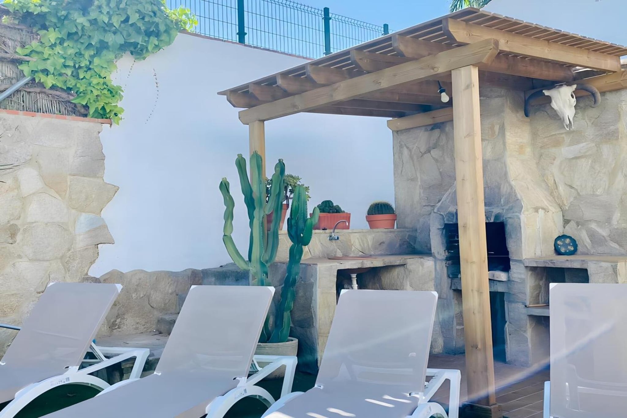 4682-+34618736920-Terrasbalkon