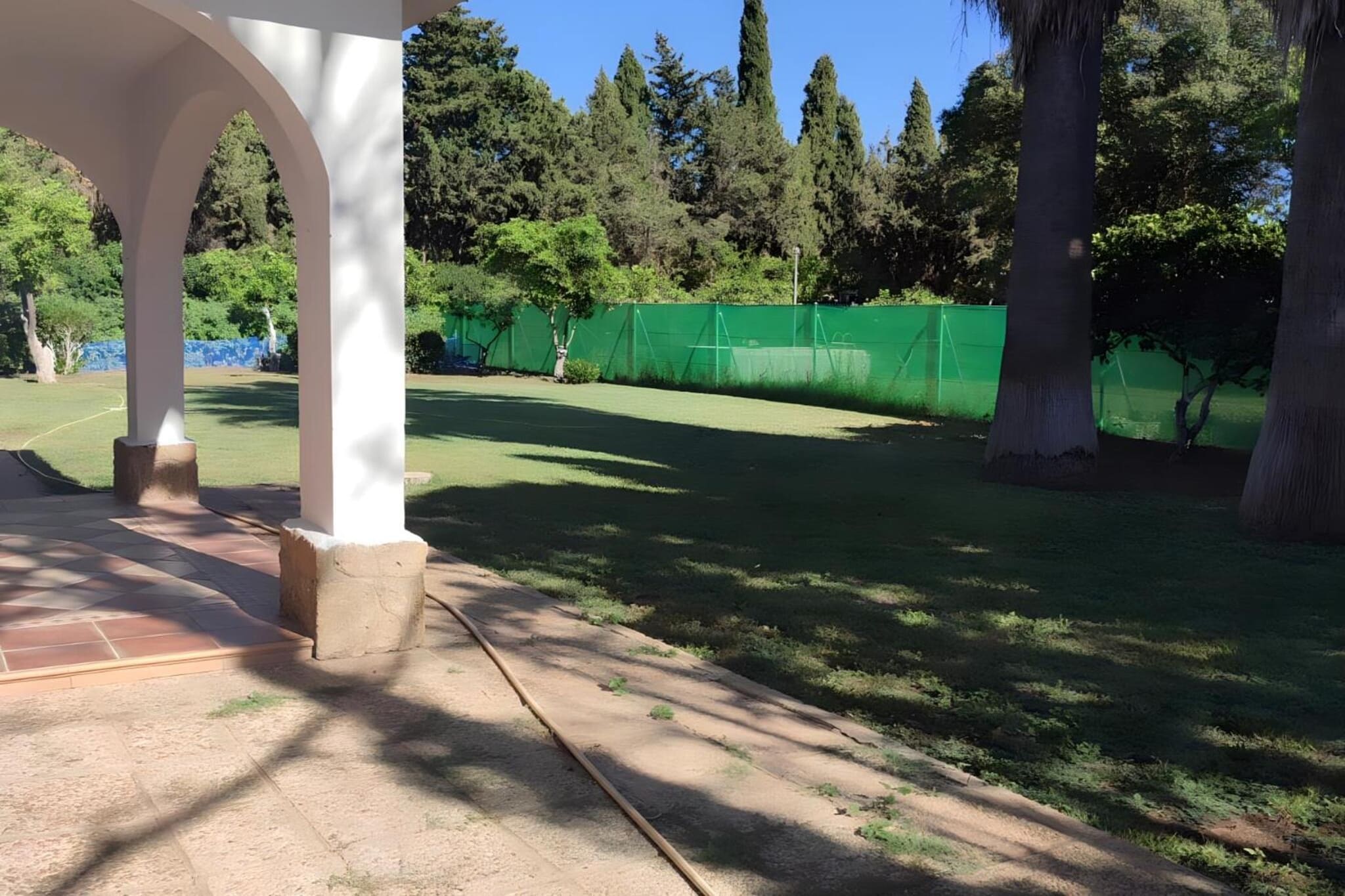 4662-+34657932478-Jardins en été