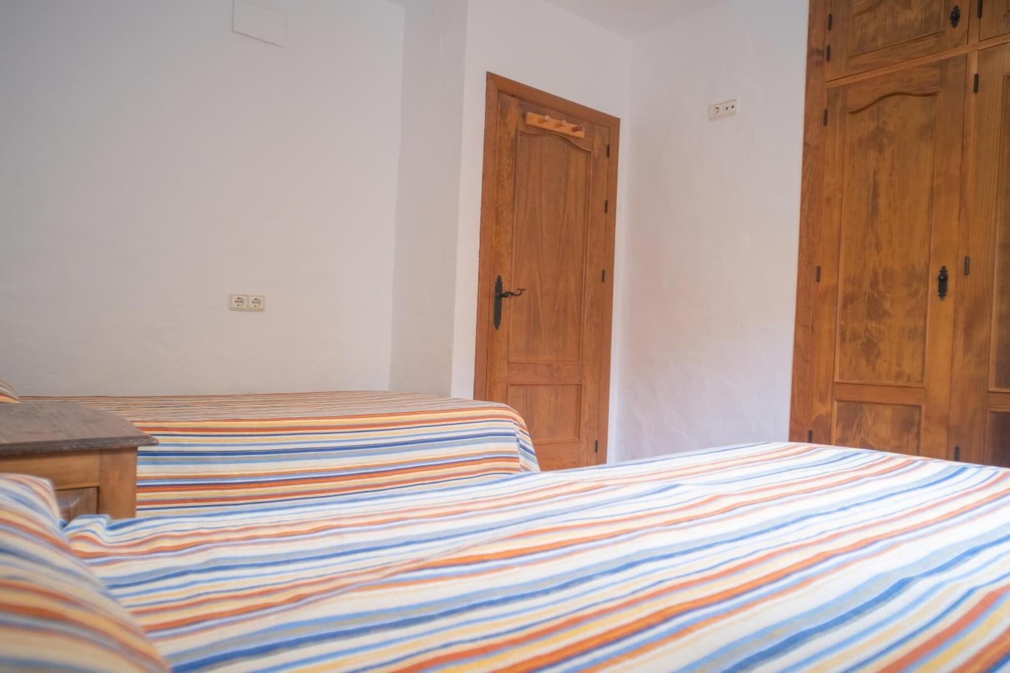 1282-+34630212745-Chambre