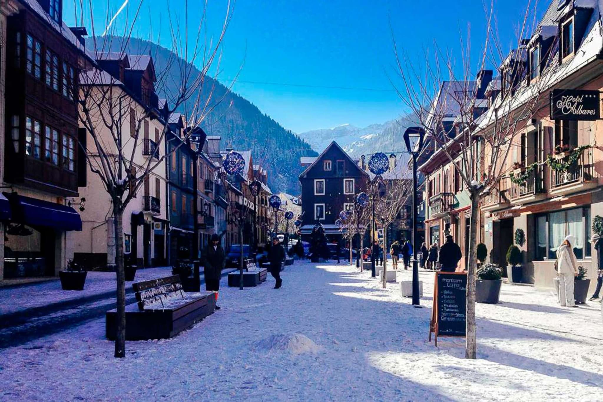 3311-Vielha-Gebied winter 1km