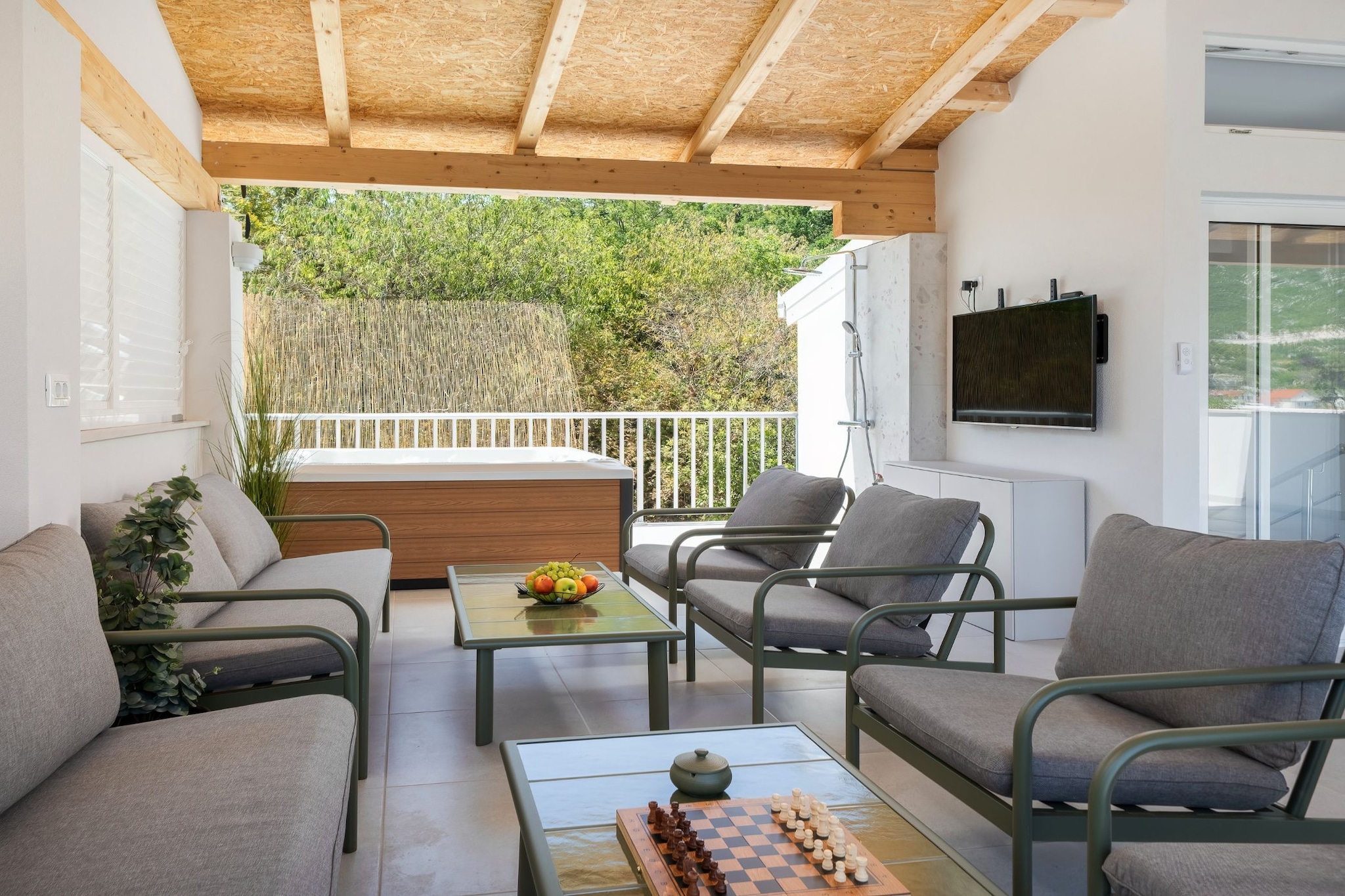 Villa SENKA - Four Bedroom Villa-Terrasbalkon