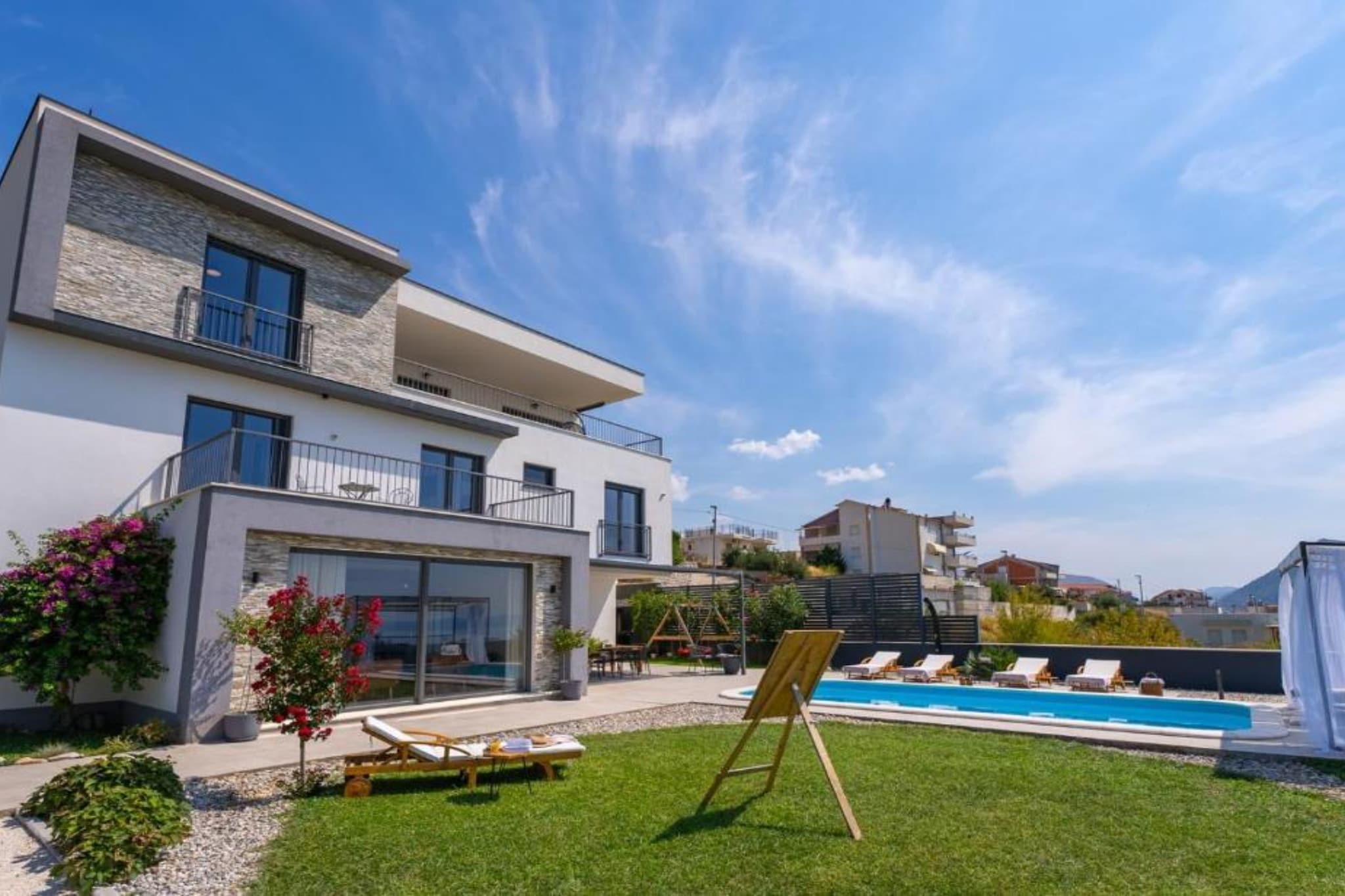 Villa Judita - Five Bedroom House-Buitenlucht