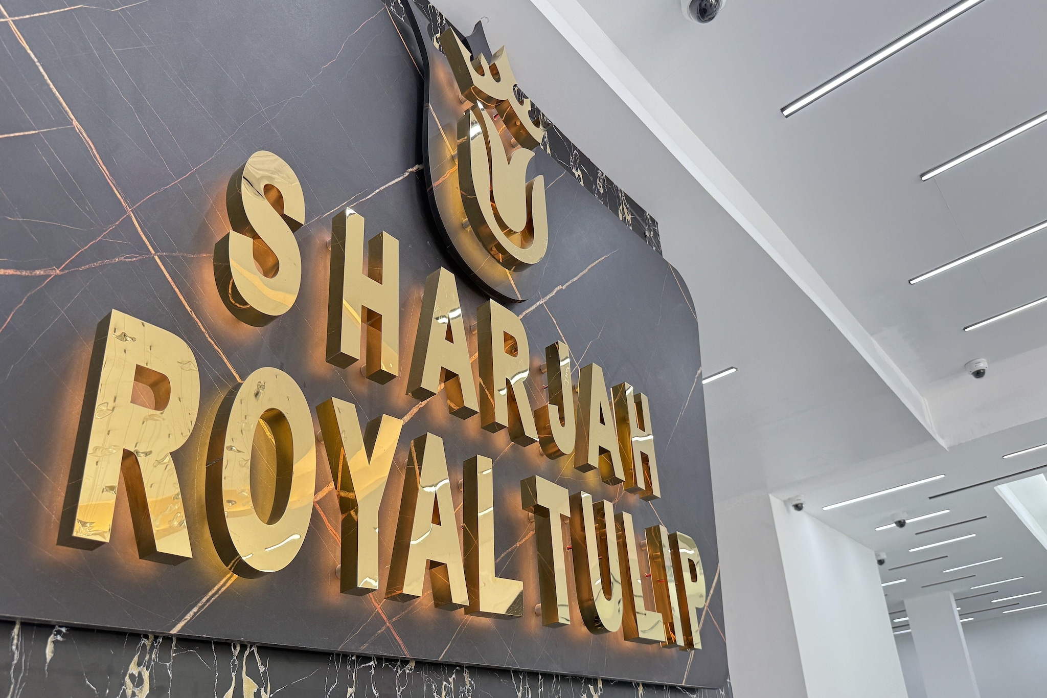 Relax in Style | Royal Tulip King Comfort