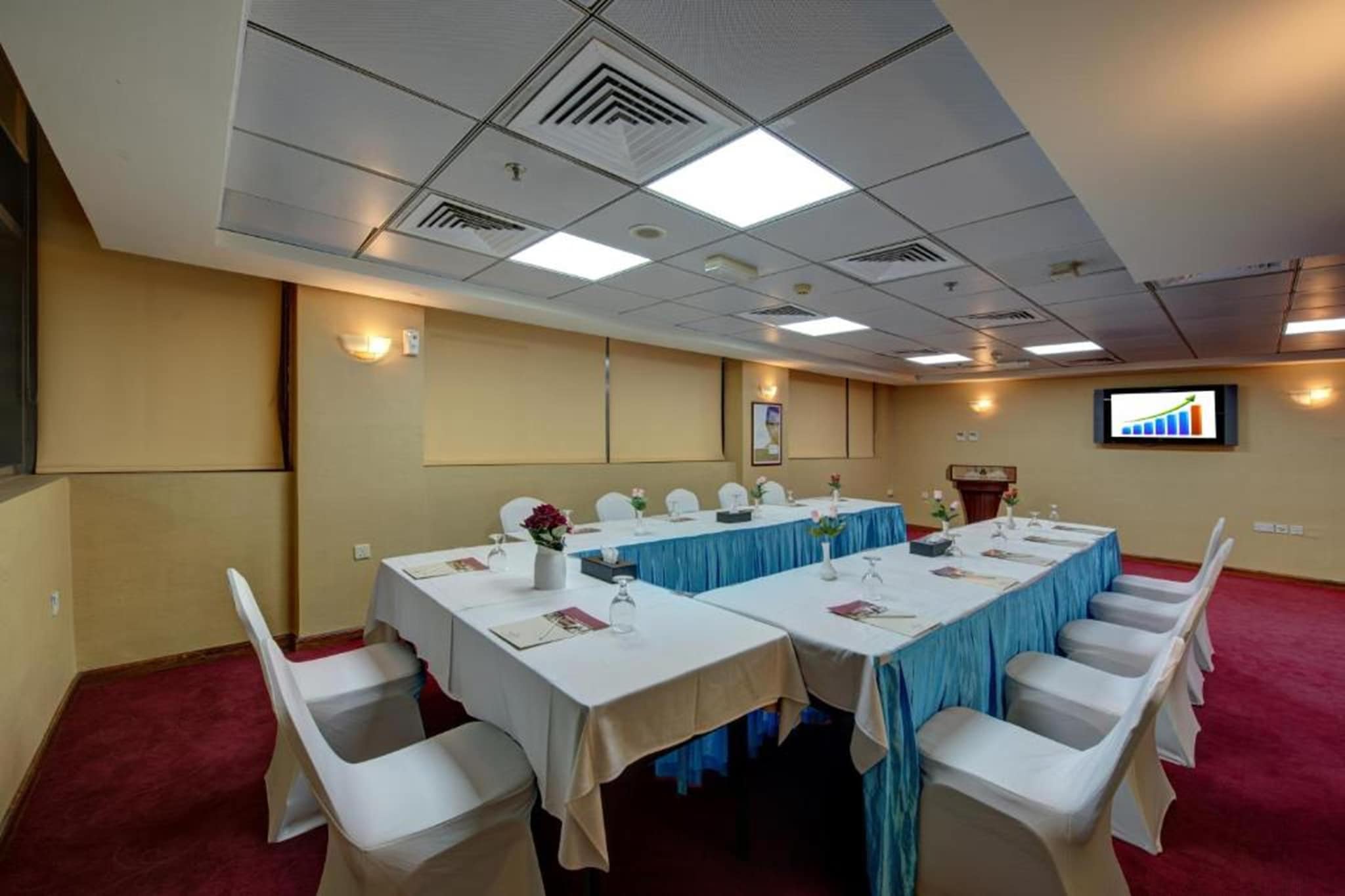 Elegant Twin Escape | Stay Royal in Sharjah