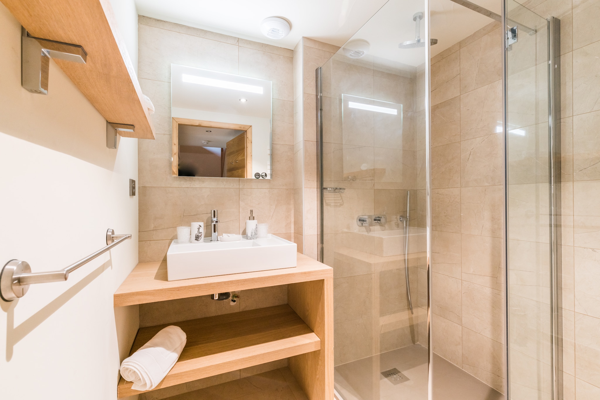 Les Portes de Megève 14-Badkamer