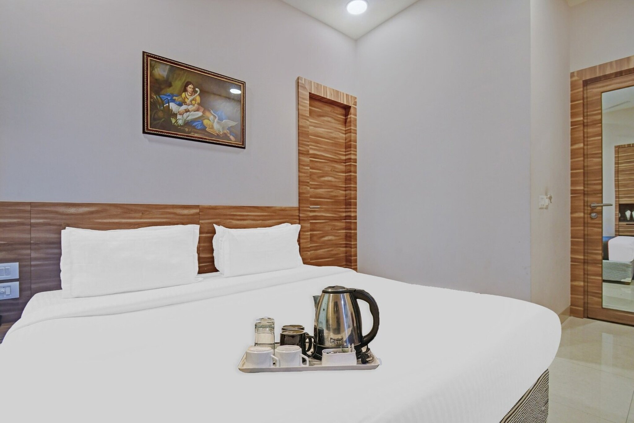 Townhouse Hotel All In One