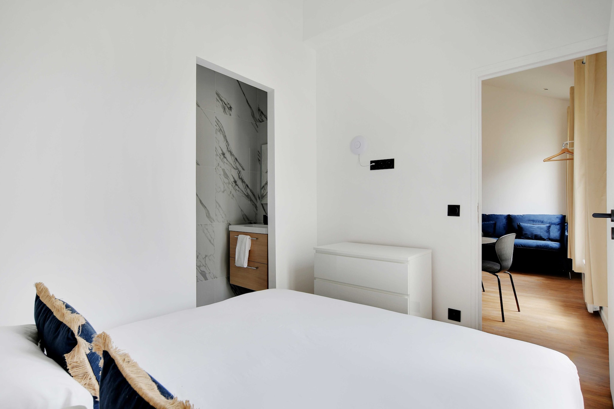 JT-35-RASPAIL-4-Bedroom
