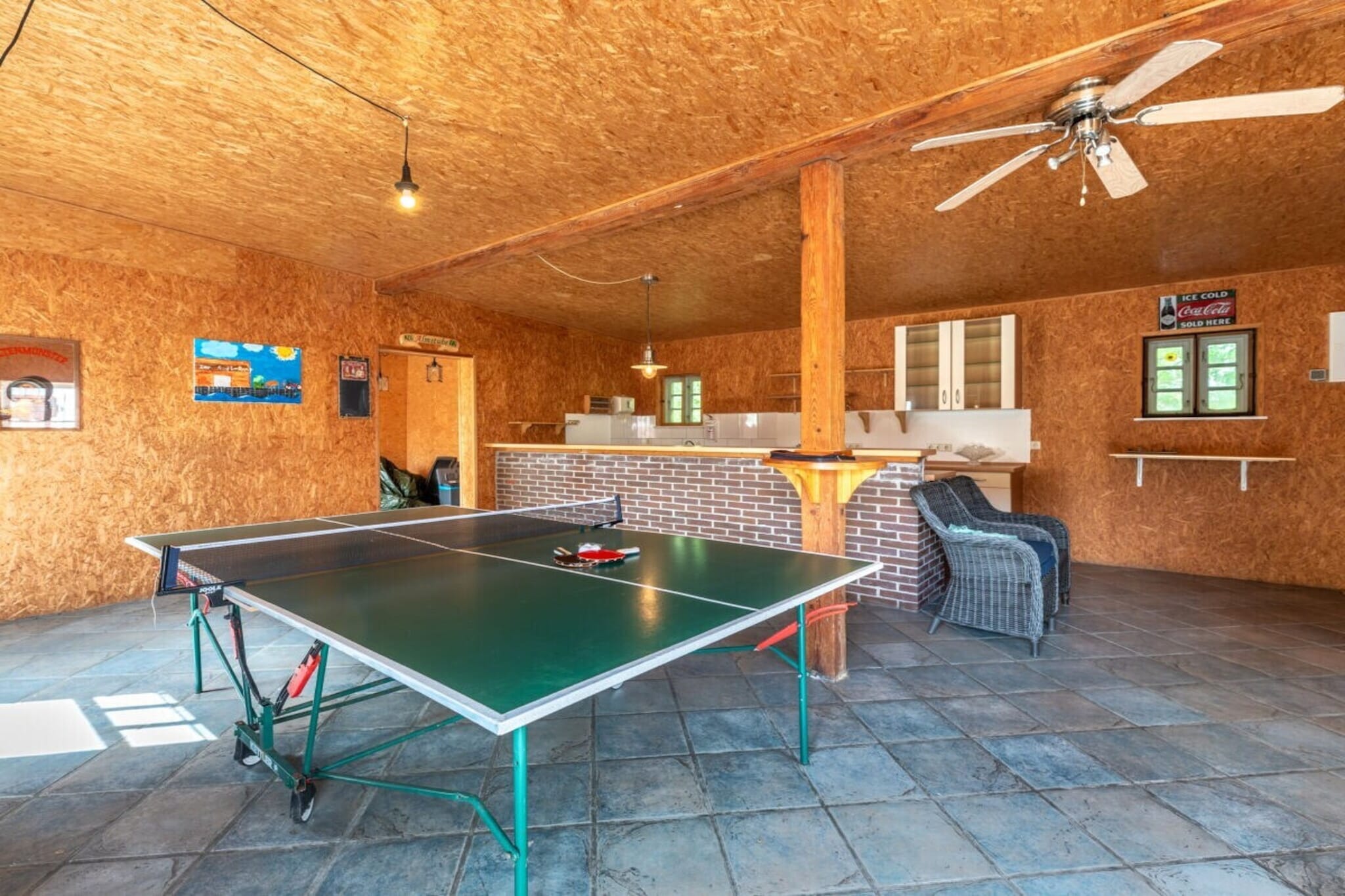 612329-Recreatieruimte