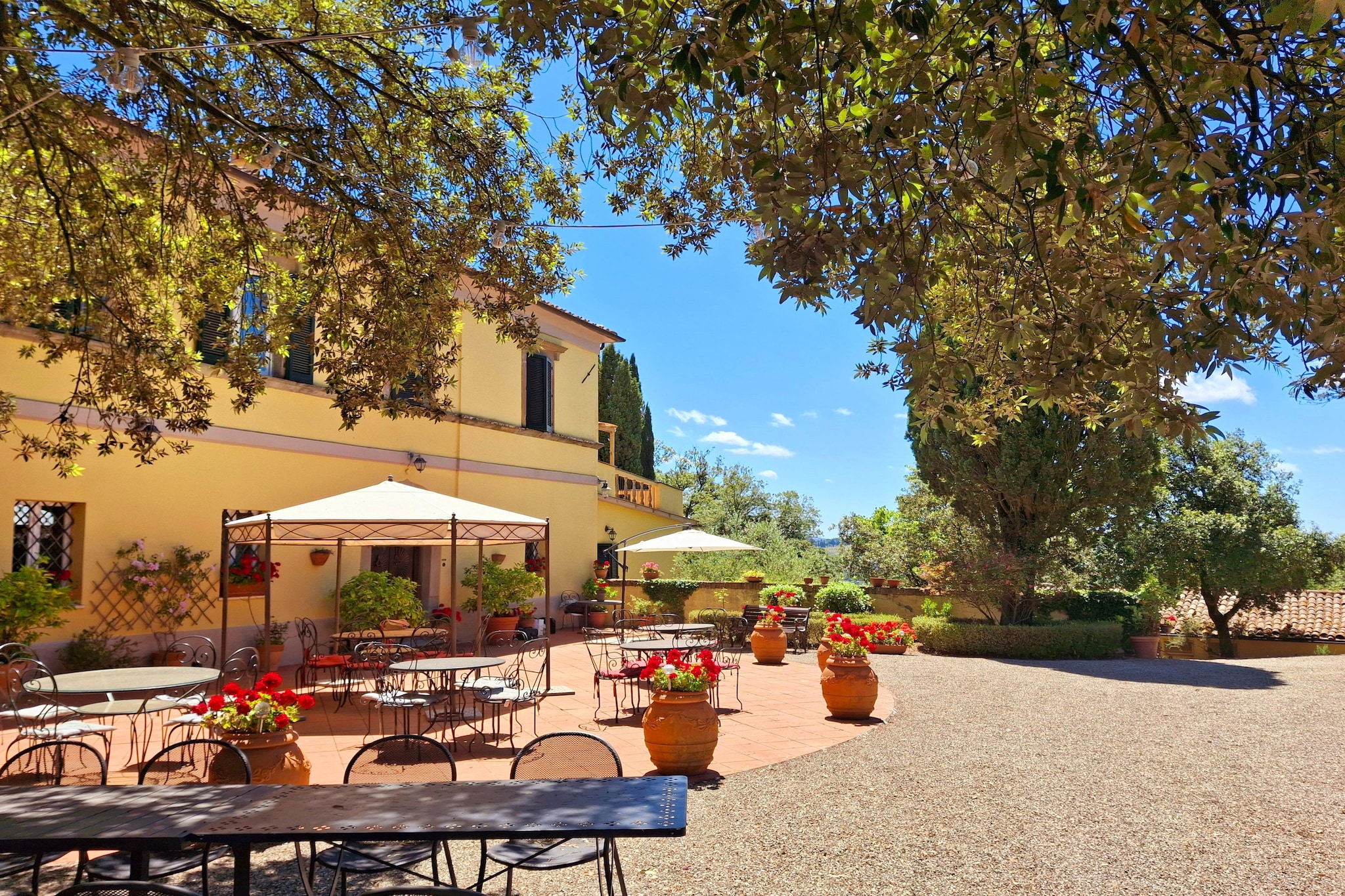 La Palazzina-Terrace balcony