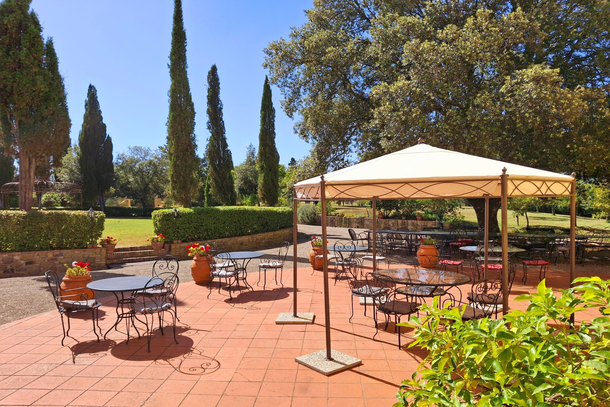 La Palazzina-Terrace balcony