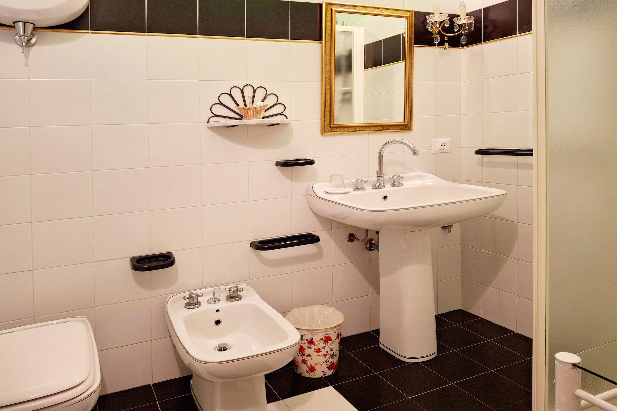 La Palazzina-Bathroom
