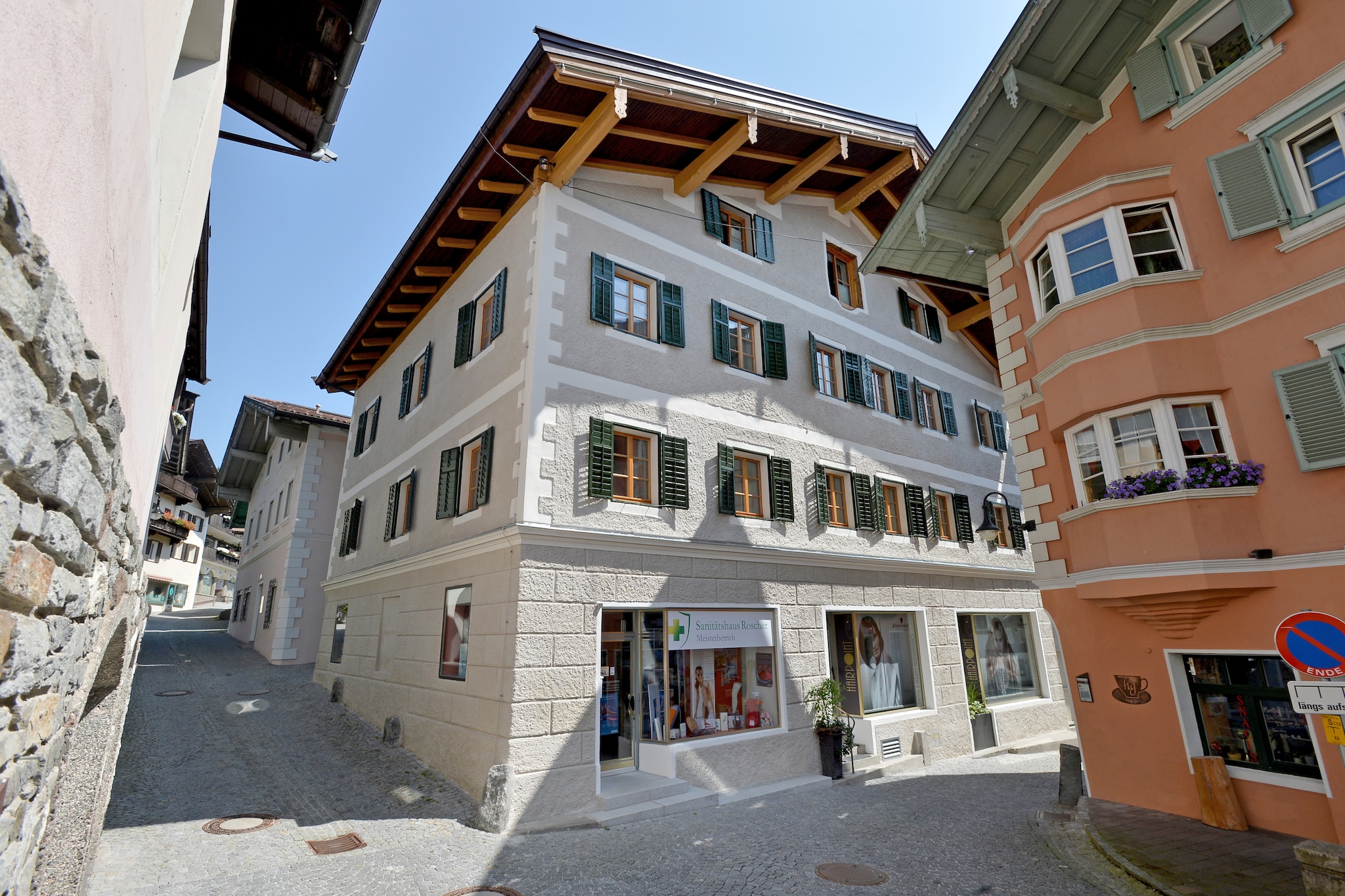 Jägerhaus Appartements-Außenbereich Sommer