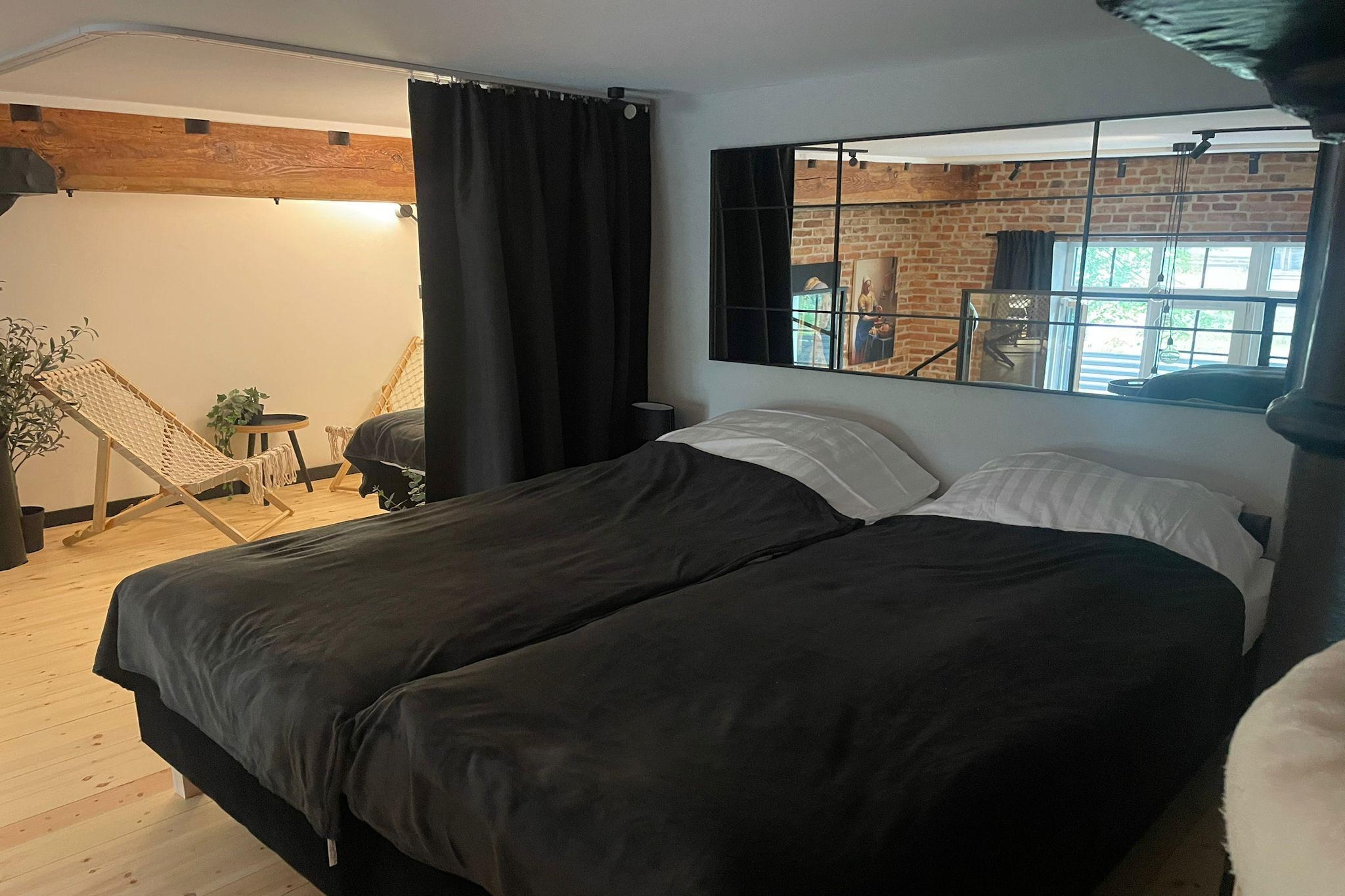 Komfortowy apartament Loft w Łodzi-Bedroom