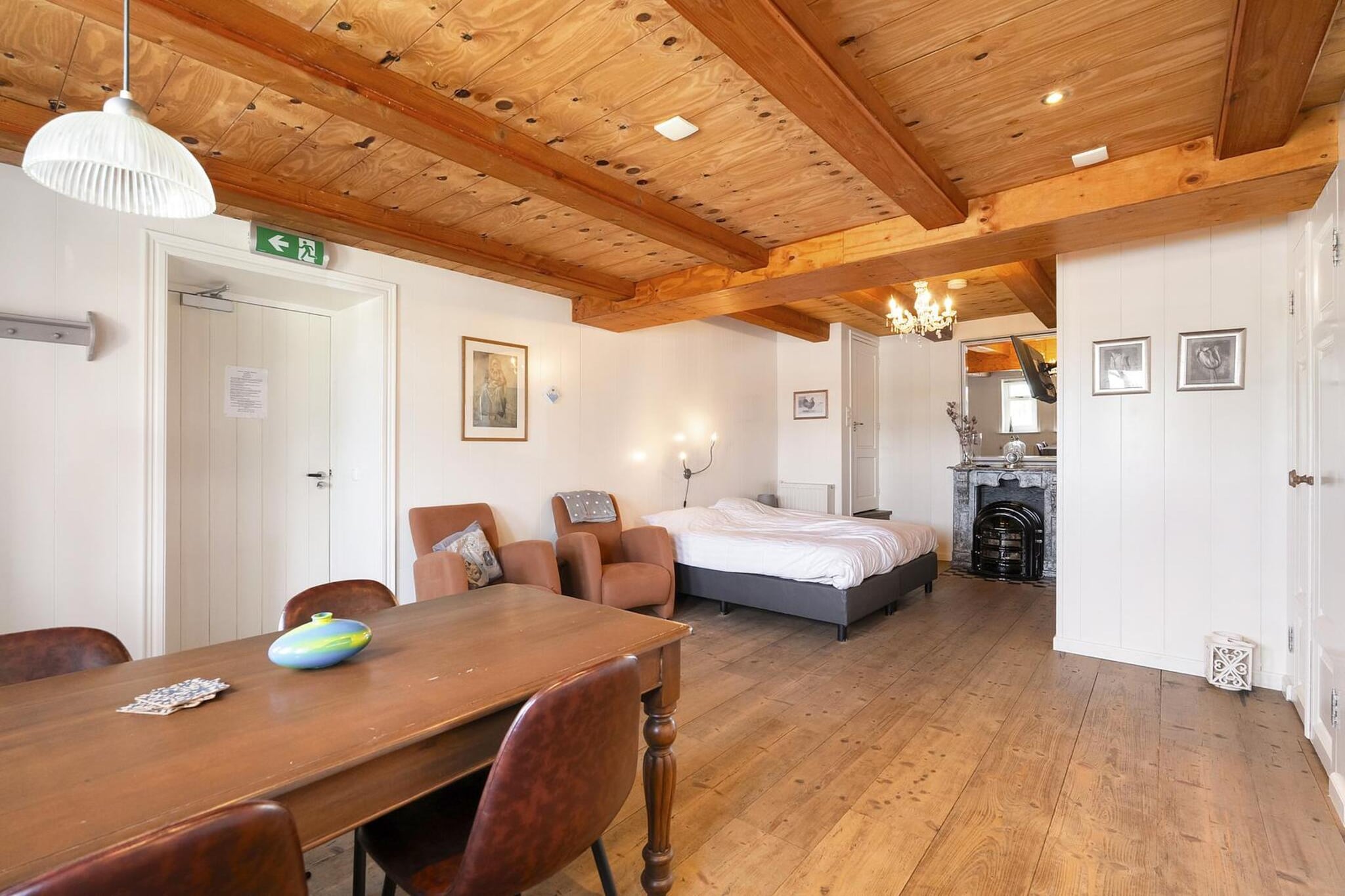 Appartement Dijkzicht - Esszimmer