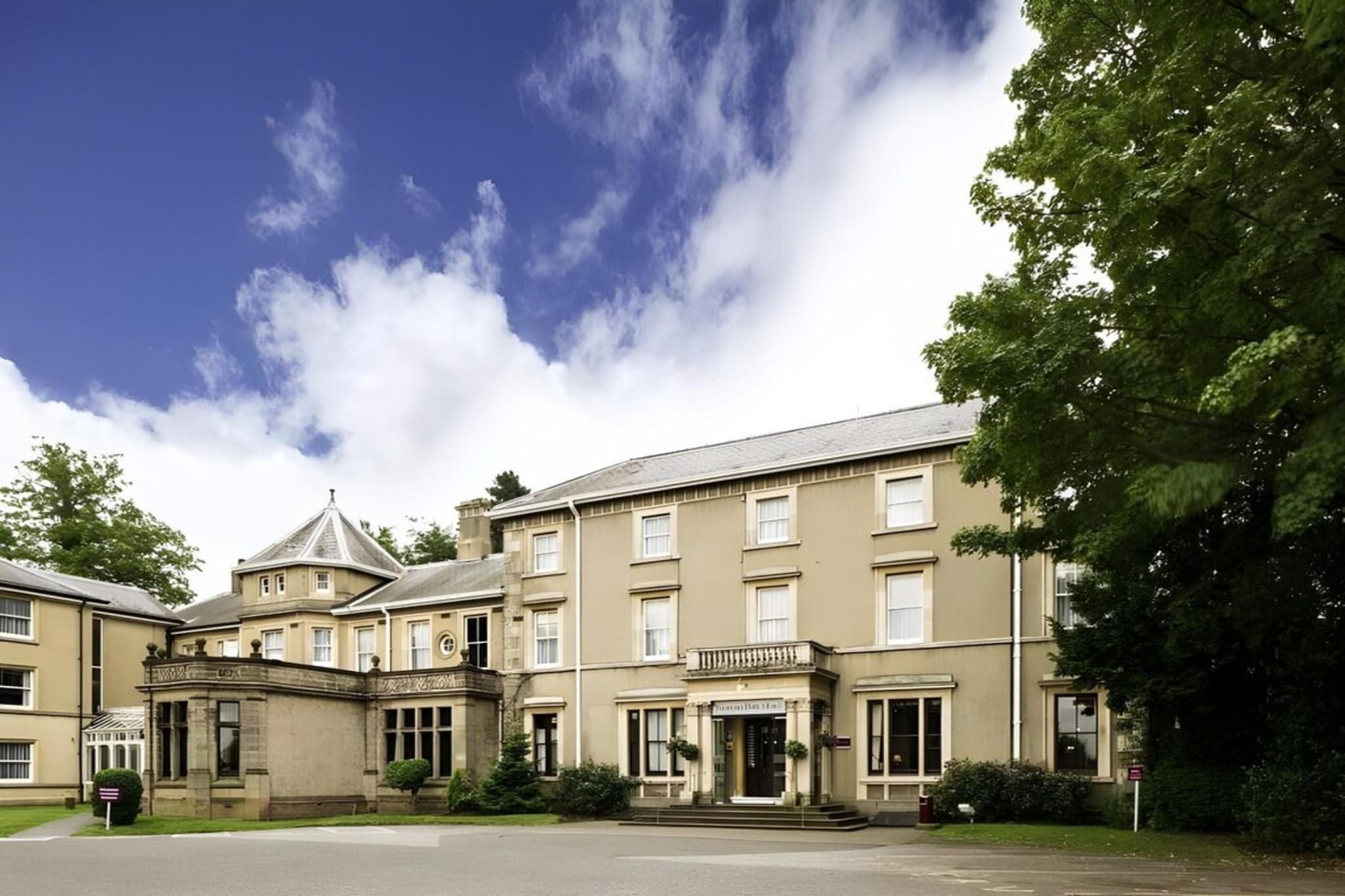 Standard Single Room - Facilities