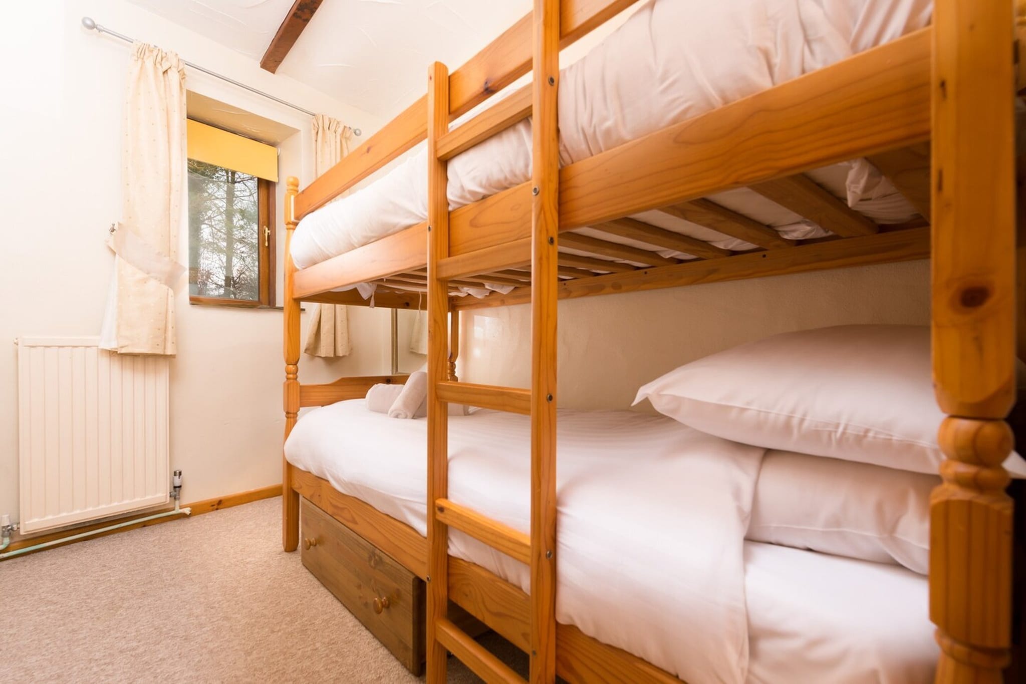 Mill Wheel Cottages-Schlafzimmer