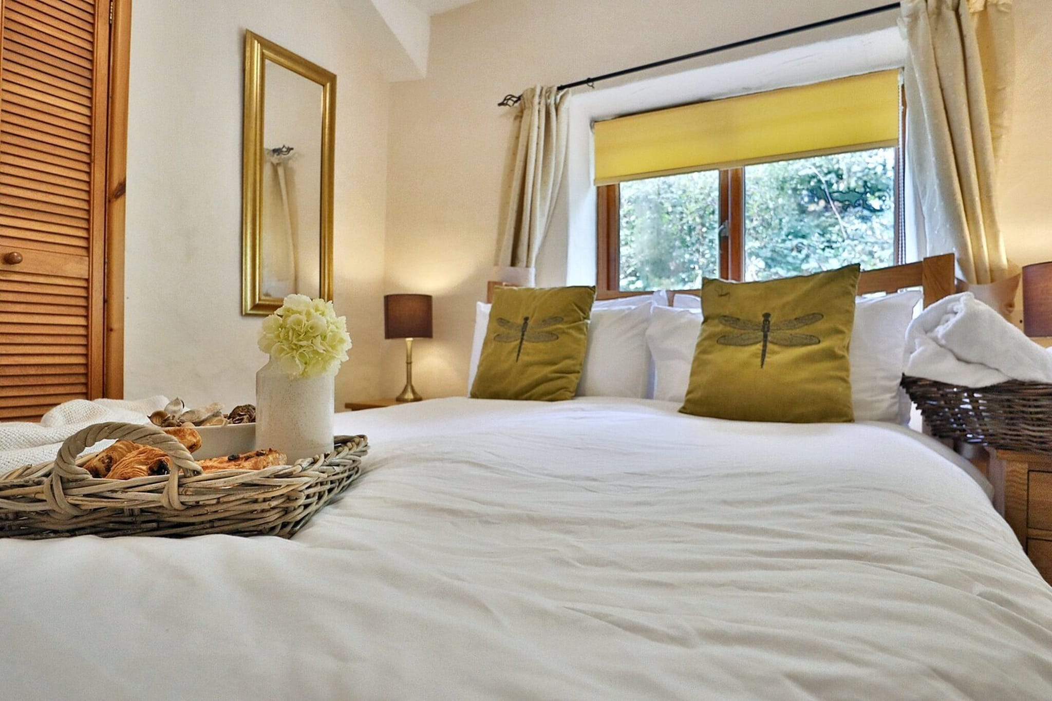 Mill Wheel Cottages-Schlafzimmer