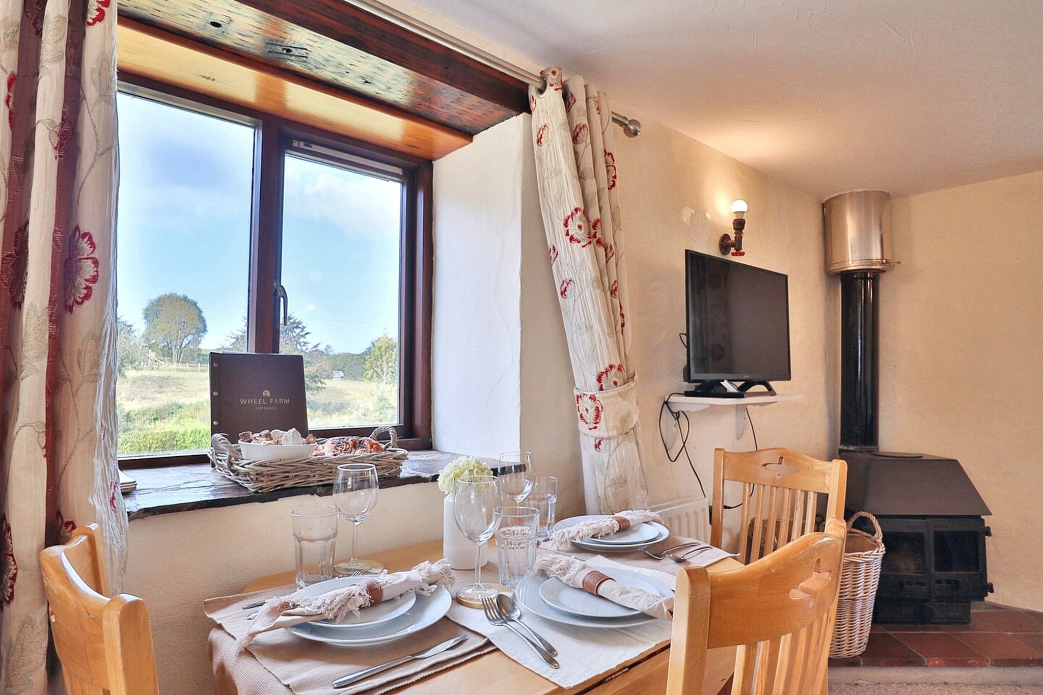 Mill Wheel Cottages-Schlafzimmer