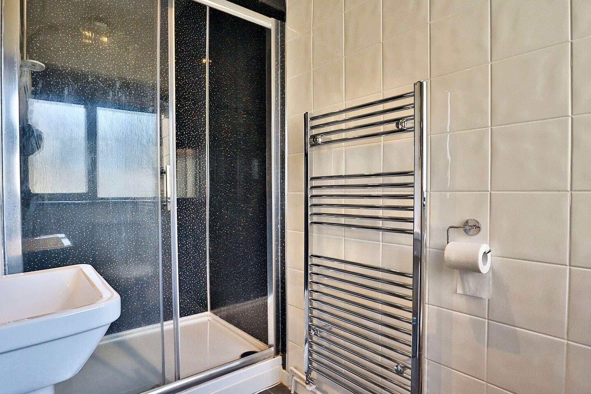 Mill Wheel Cottages-Badezimmer
