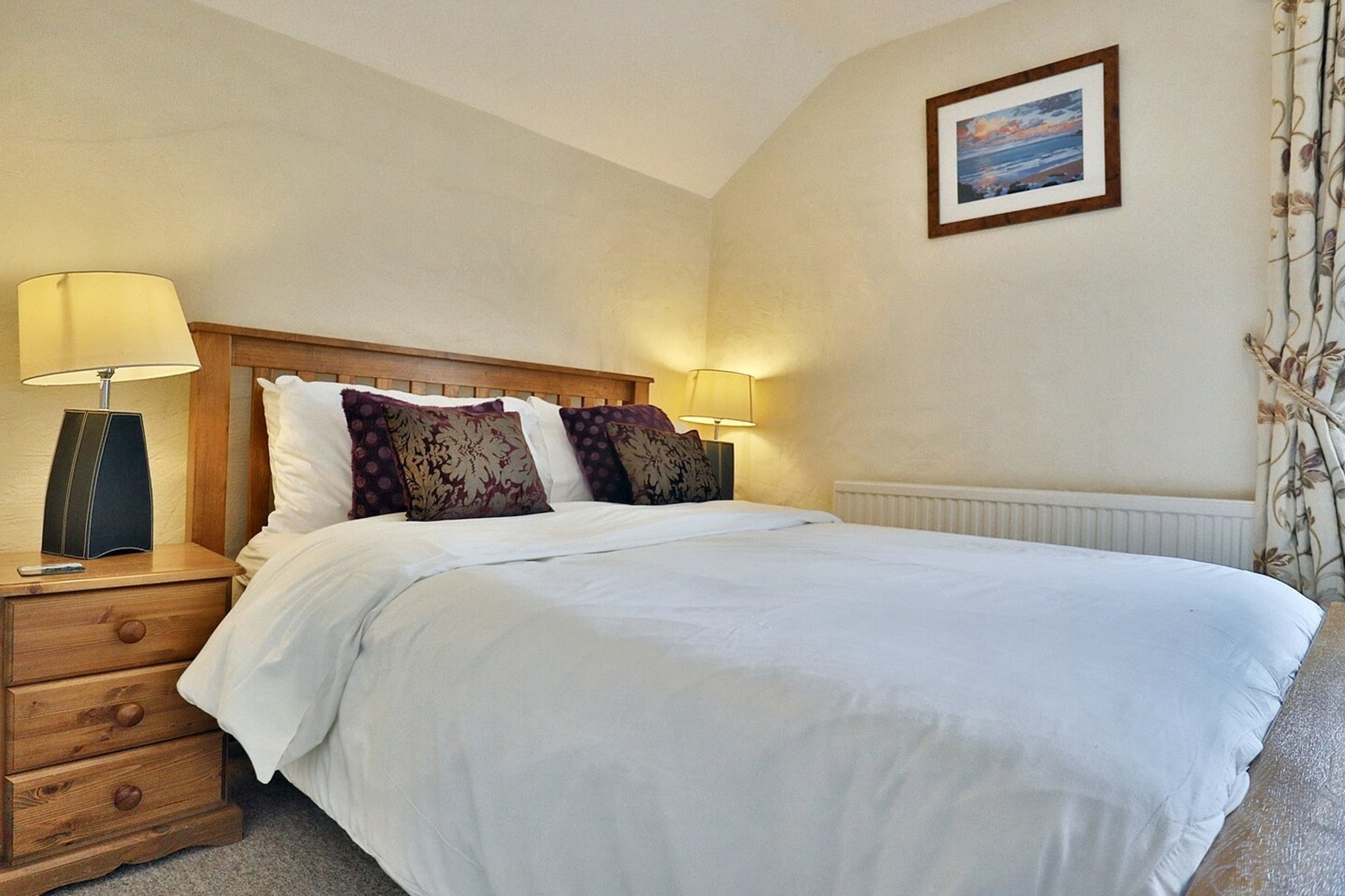Mill Wheel Cottages-Schlafzimmer