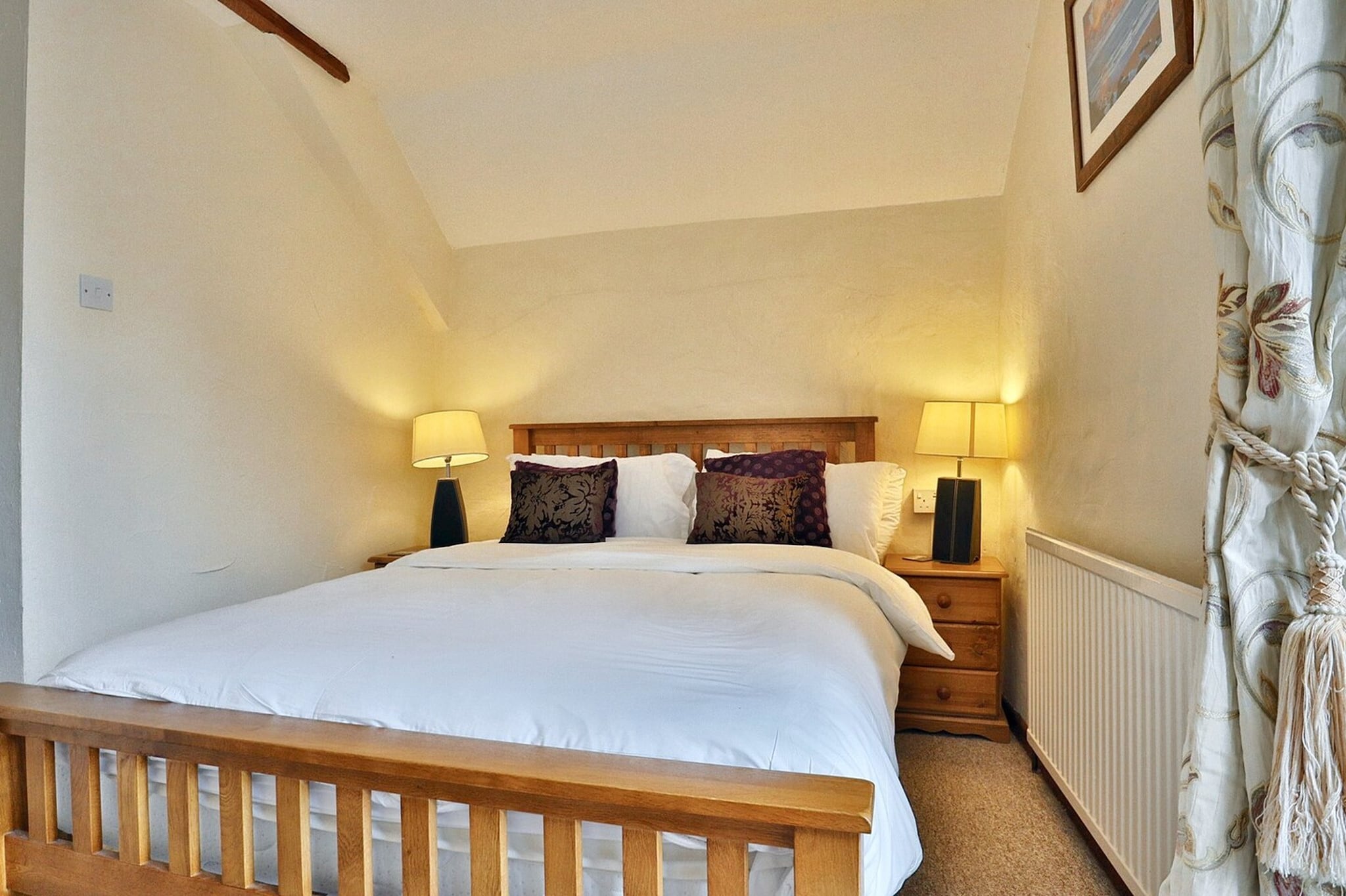 Mill Wheel Cottages-Schlafzimmer