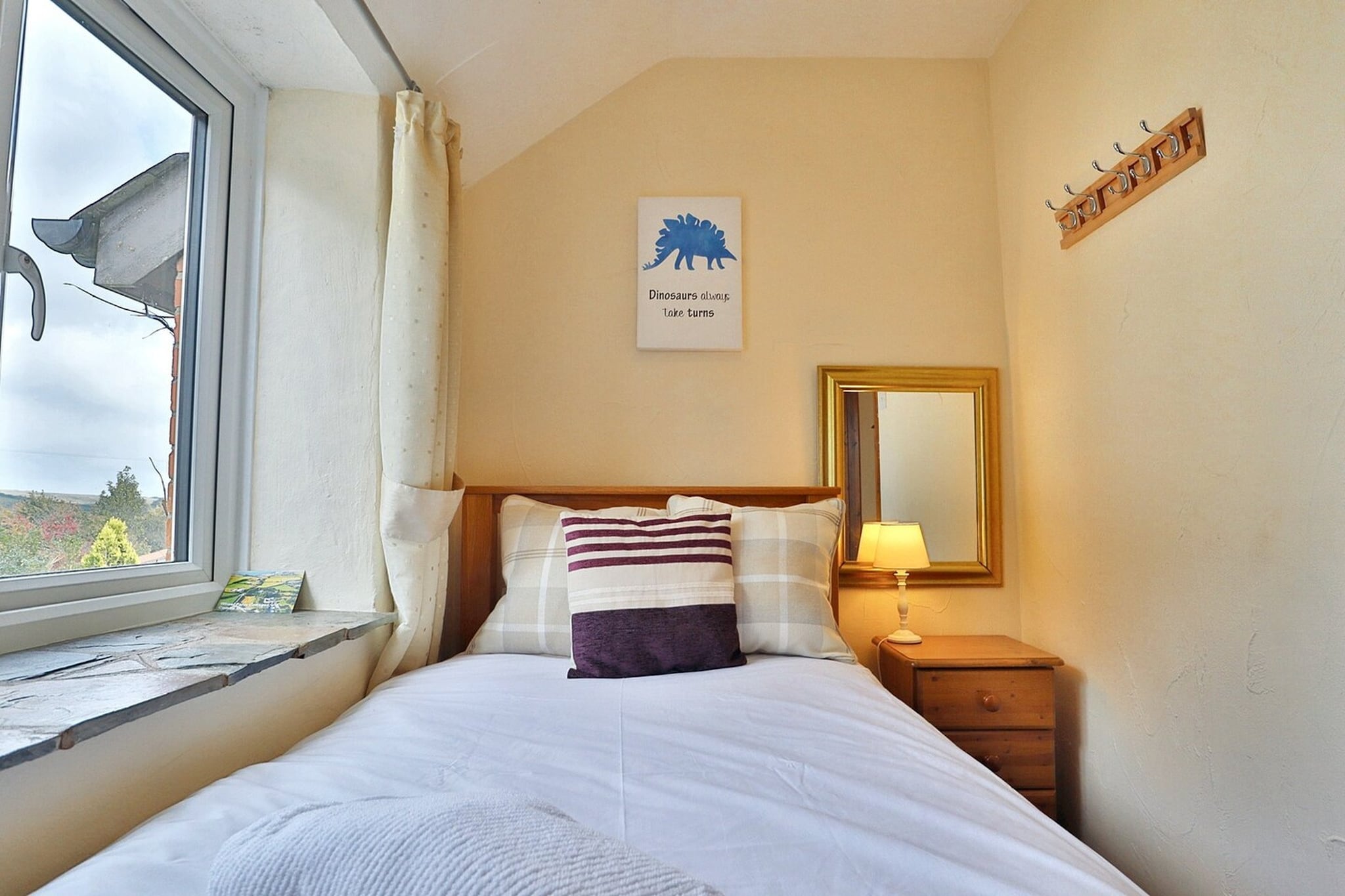 Mill Wheel Cottages-Schlafzimmer