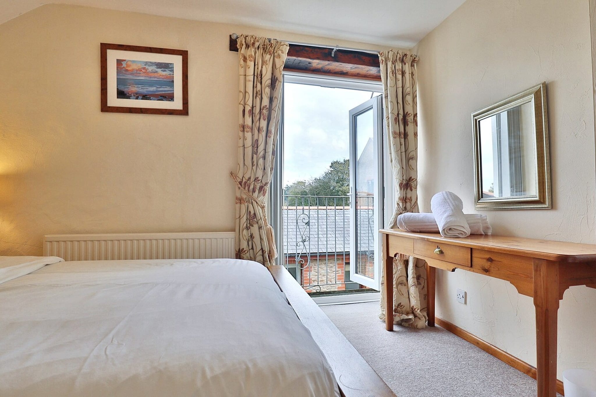 Mill Wheel Cottages-Schlafzimmer