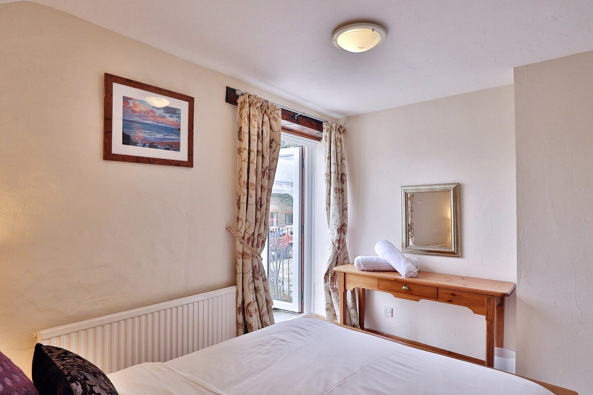 Mill Wheel Cottages-Schlafzimmer