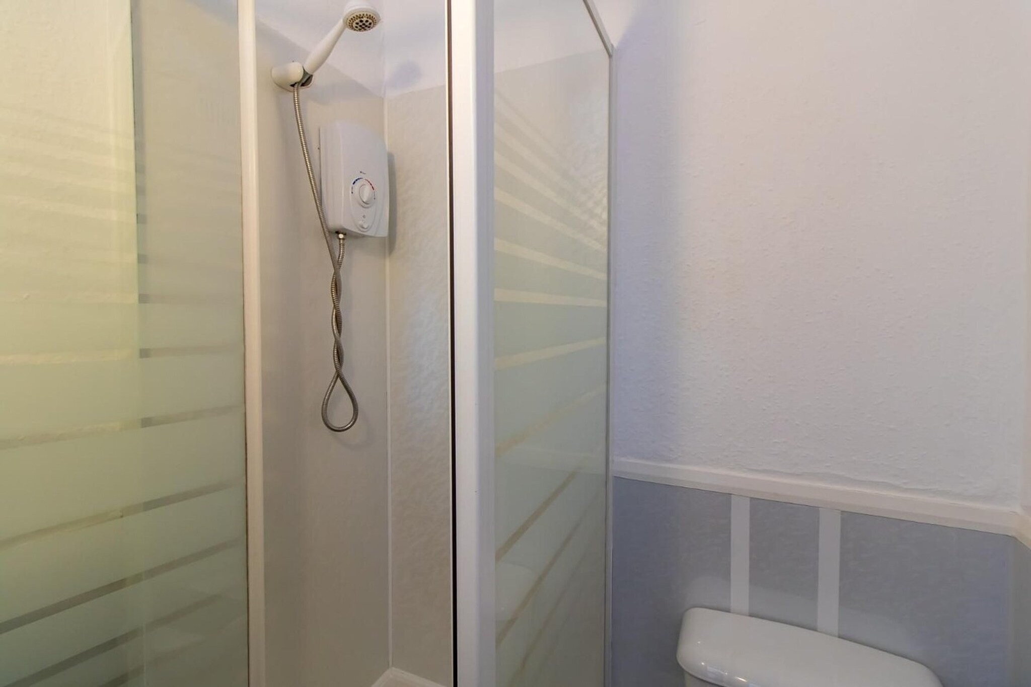 Standard Twin Room-Badezimmer